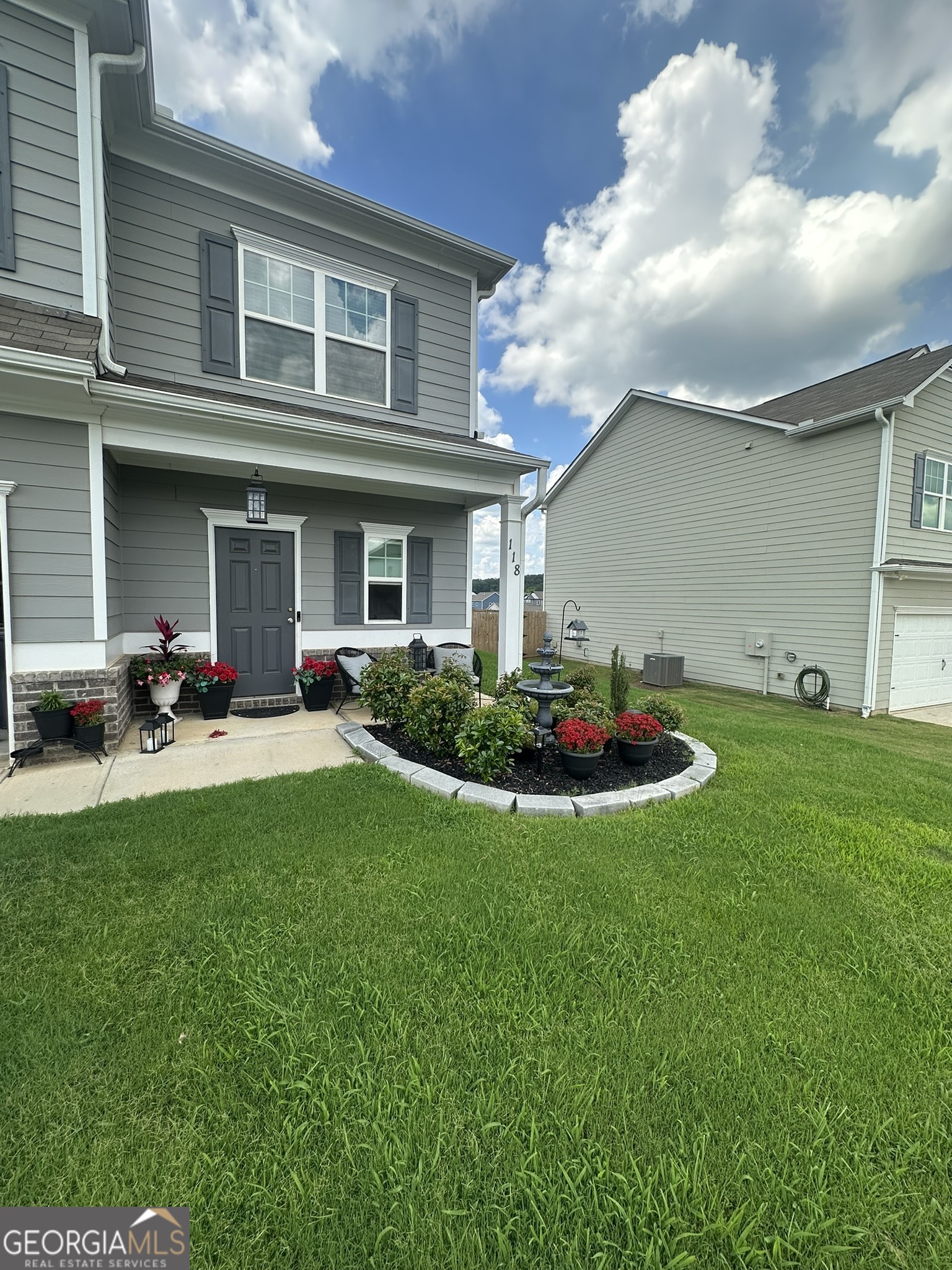 118 Hadley Way SW — photo