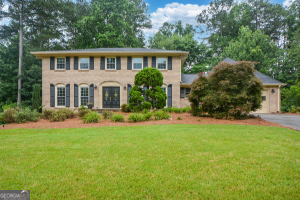 2355 N Peachtree Way — photo