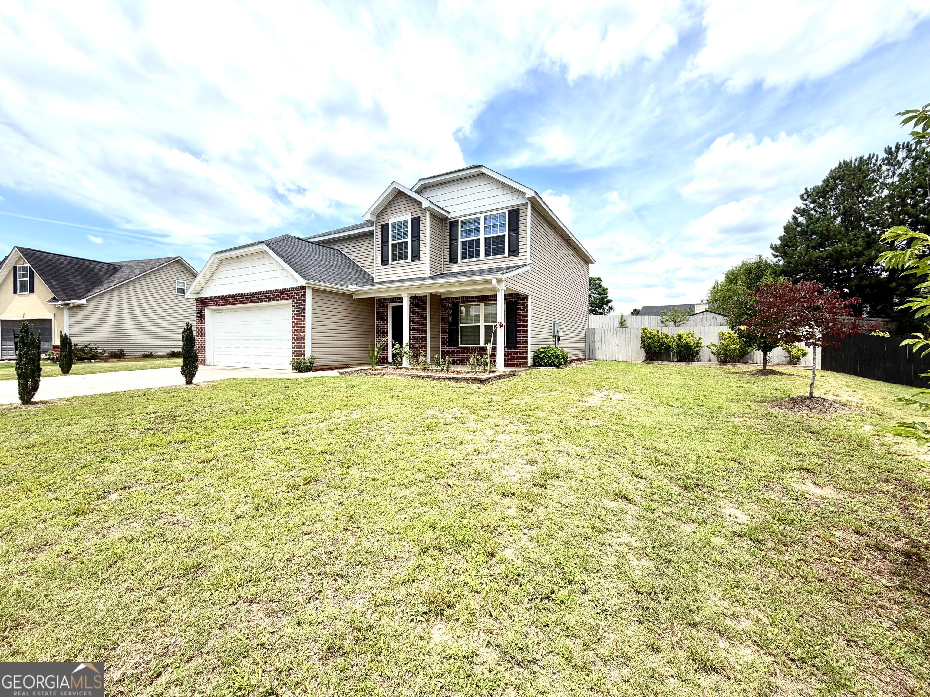 964 Compass Dr — photo