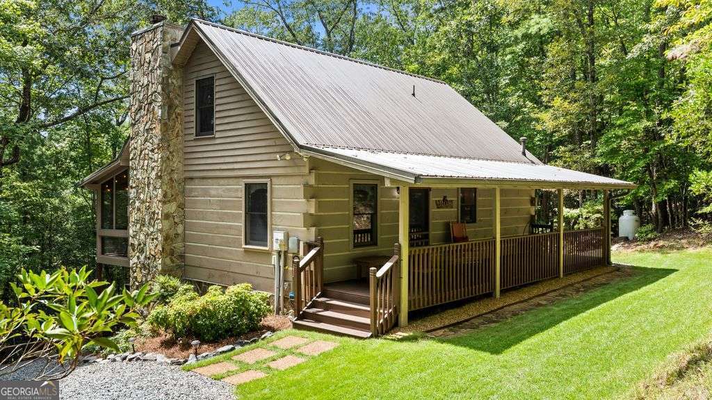 219 Ridge Top Lane, Blue Ridge, GA 30513