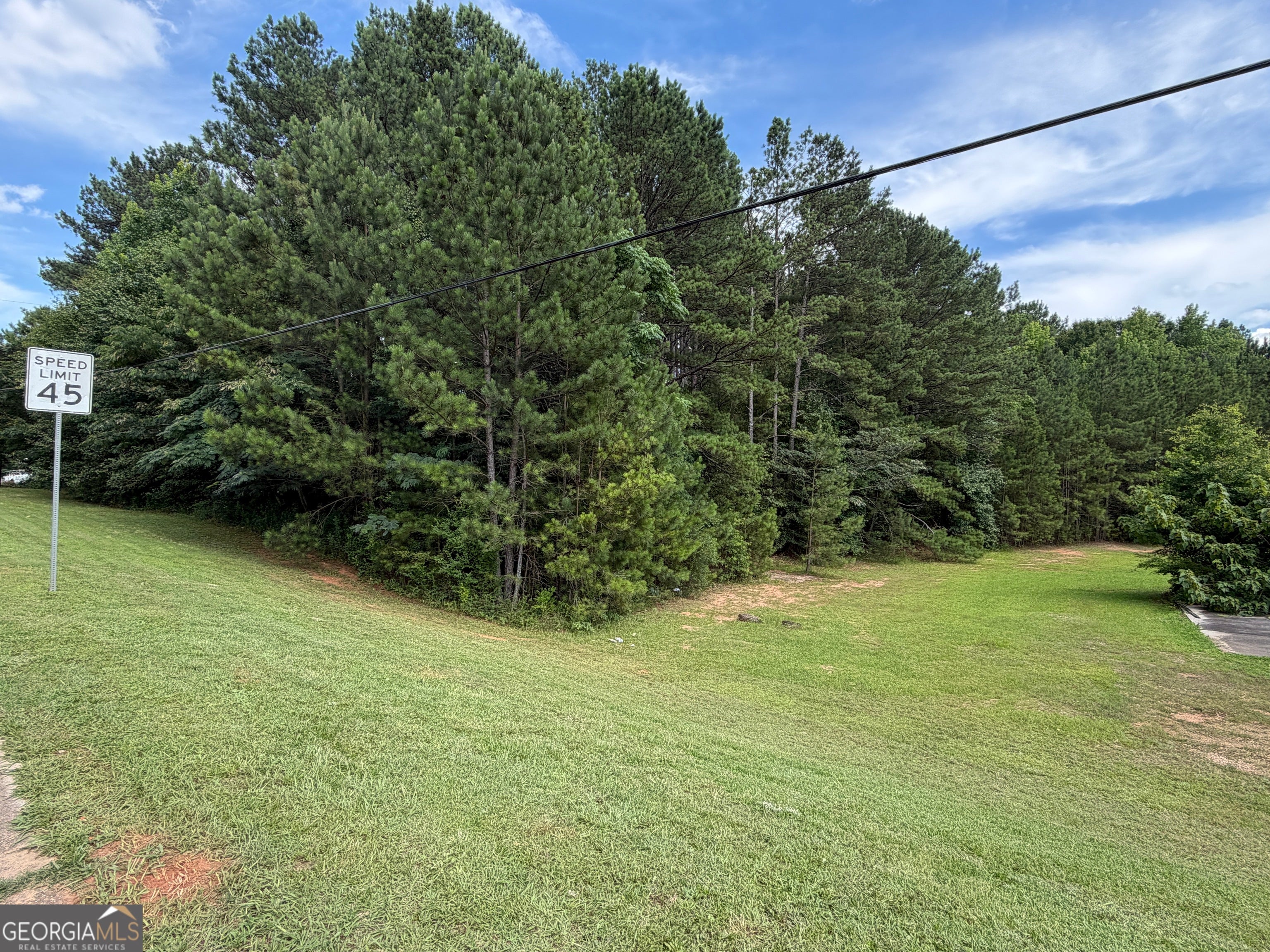 2370 Highway 138 E — photo