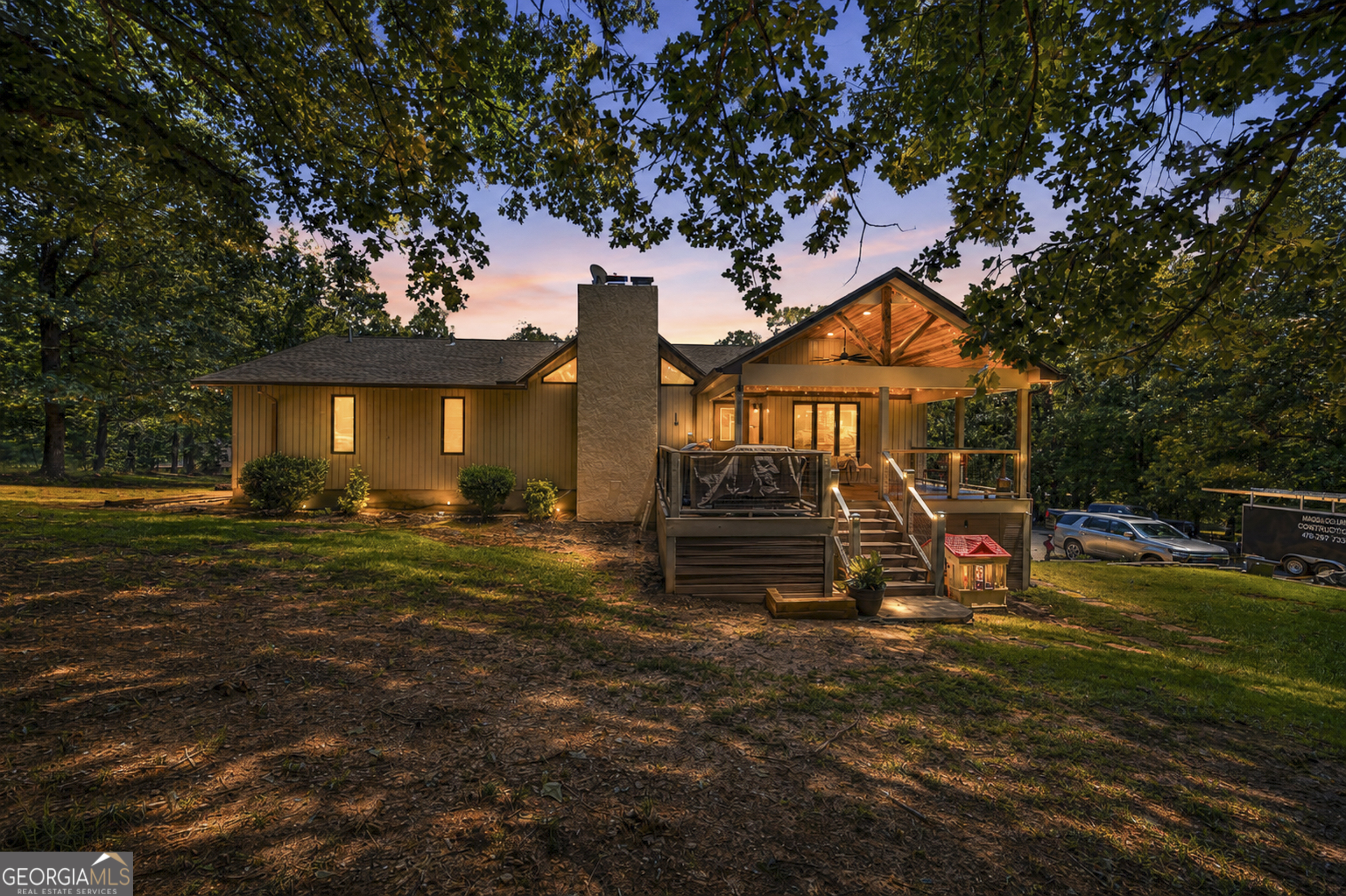 118 Pinecrest Dr NE — photo