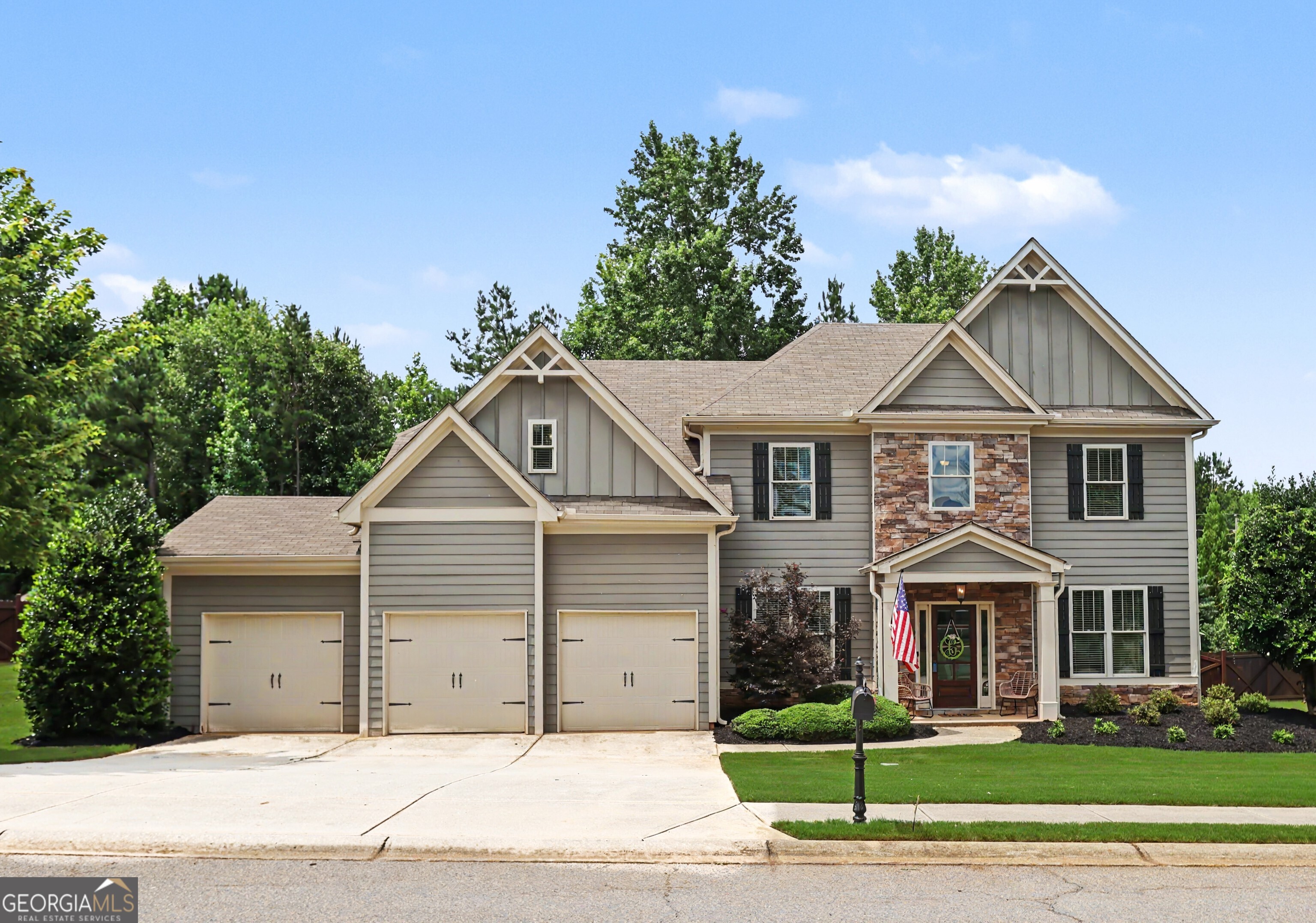 111 Merganser Dr — photo