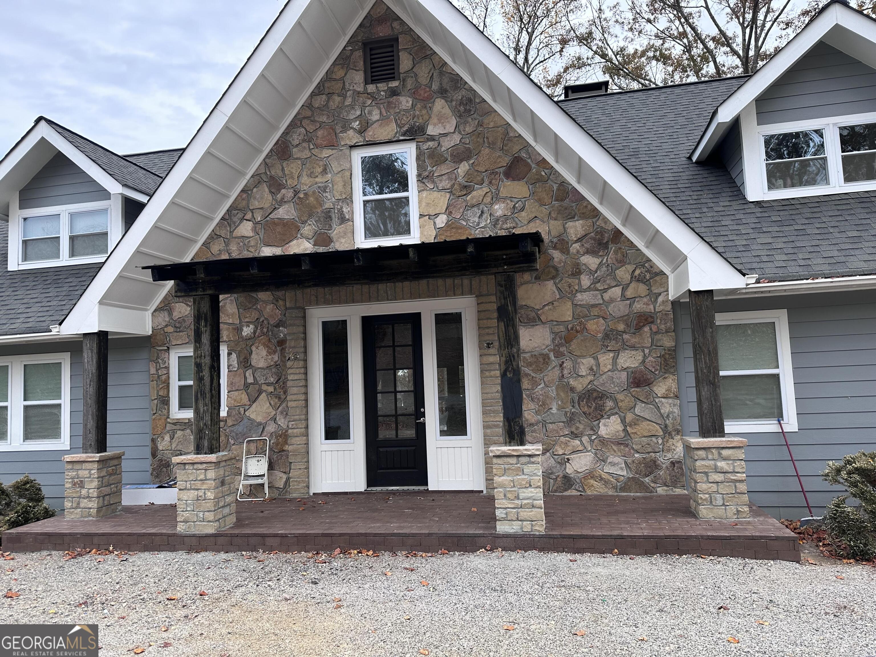 7045 Collins Point Rd — photo