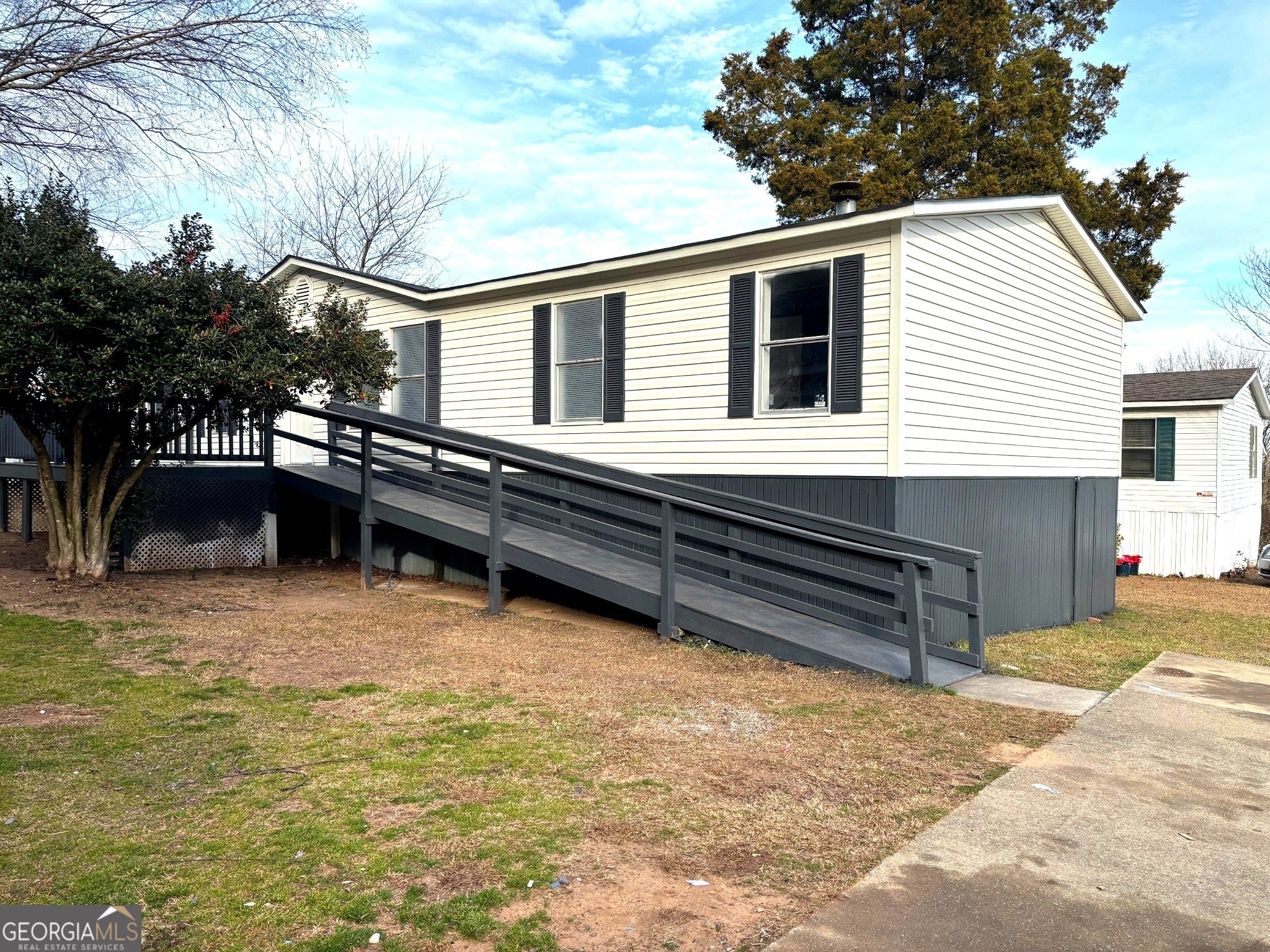 750 Six Flags Dr 368 — photo