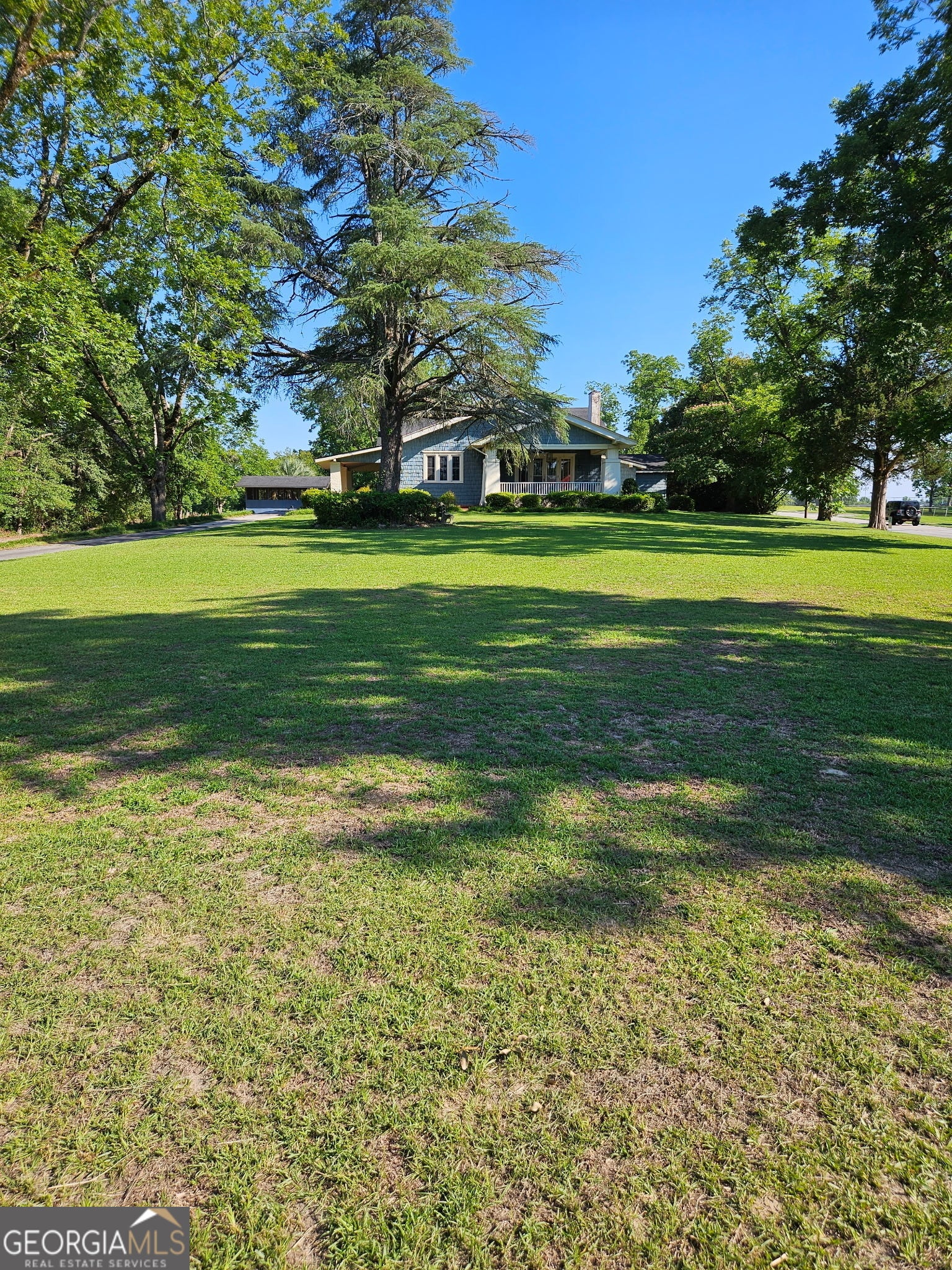 101 Halcyondale Rd — photo