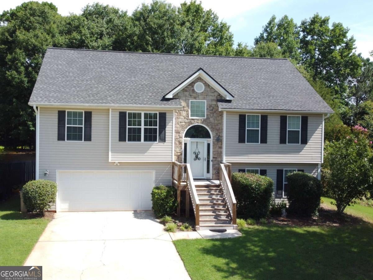 713 Moonlite Trce — photo