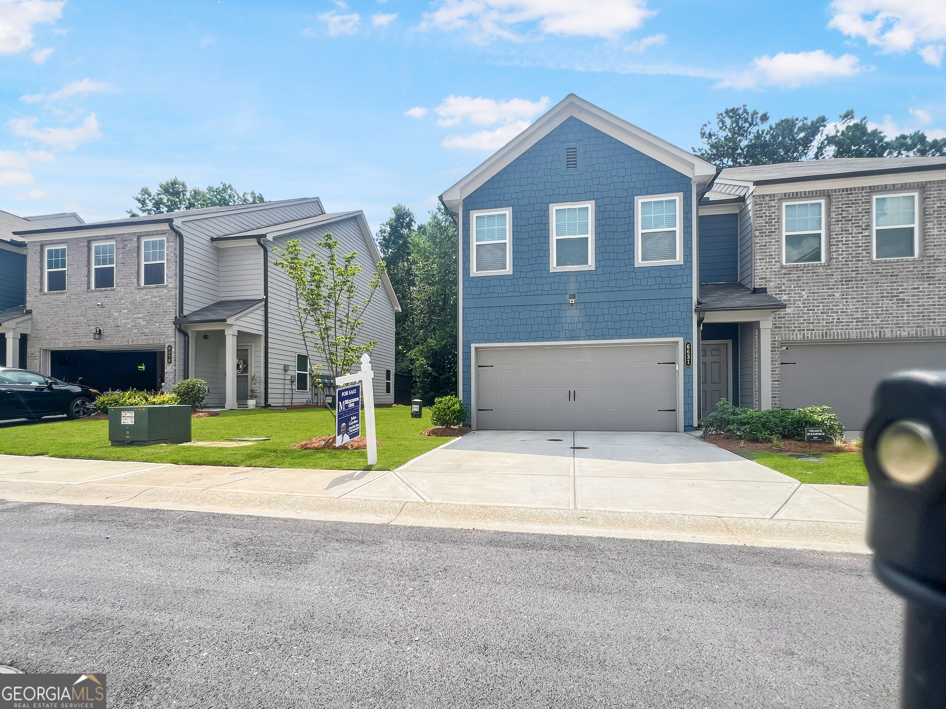 6631 Wyndall Dr — photo