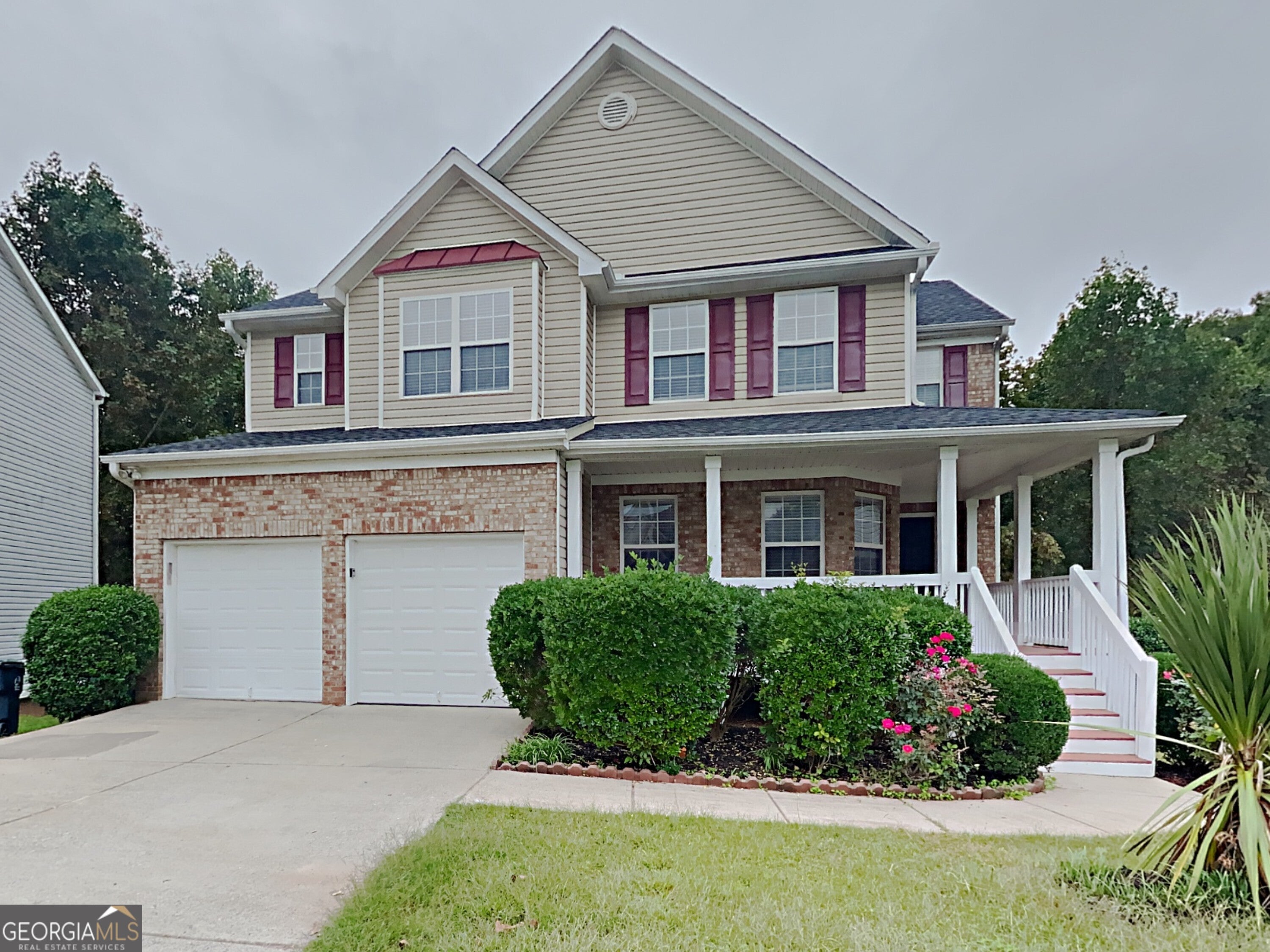 825 Roxfield Ct — photo