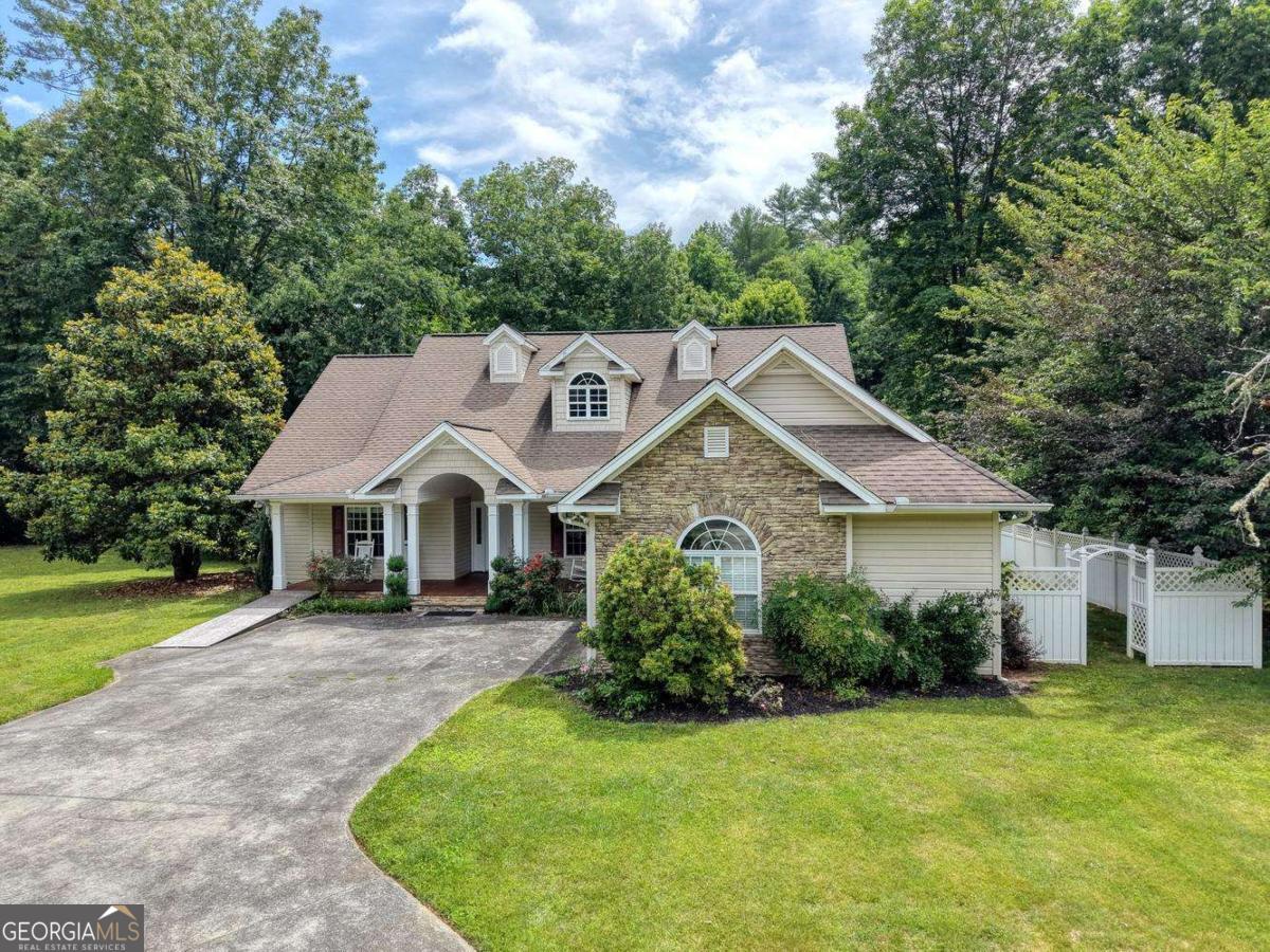 2187 Big Pine Dr — photo