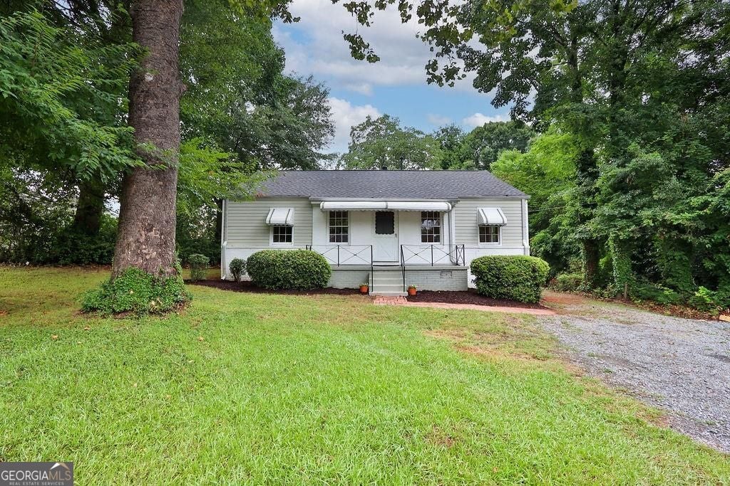 1329 Blanche Dr SE — photo