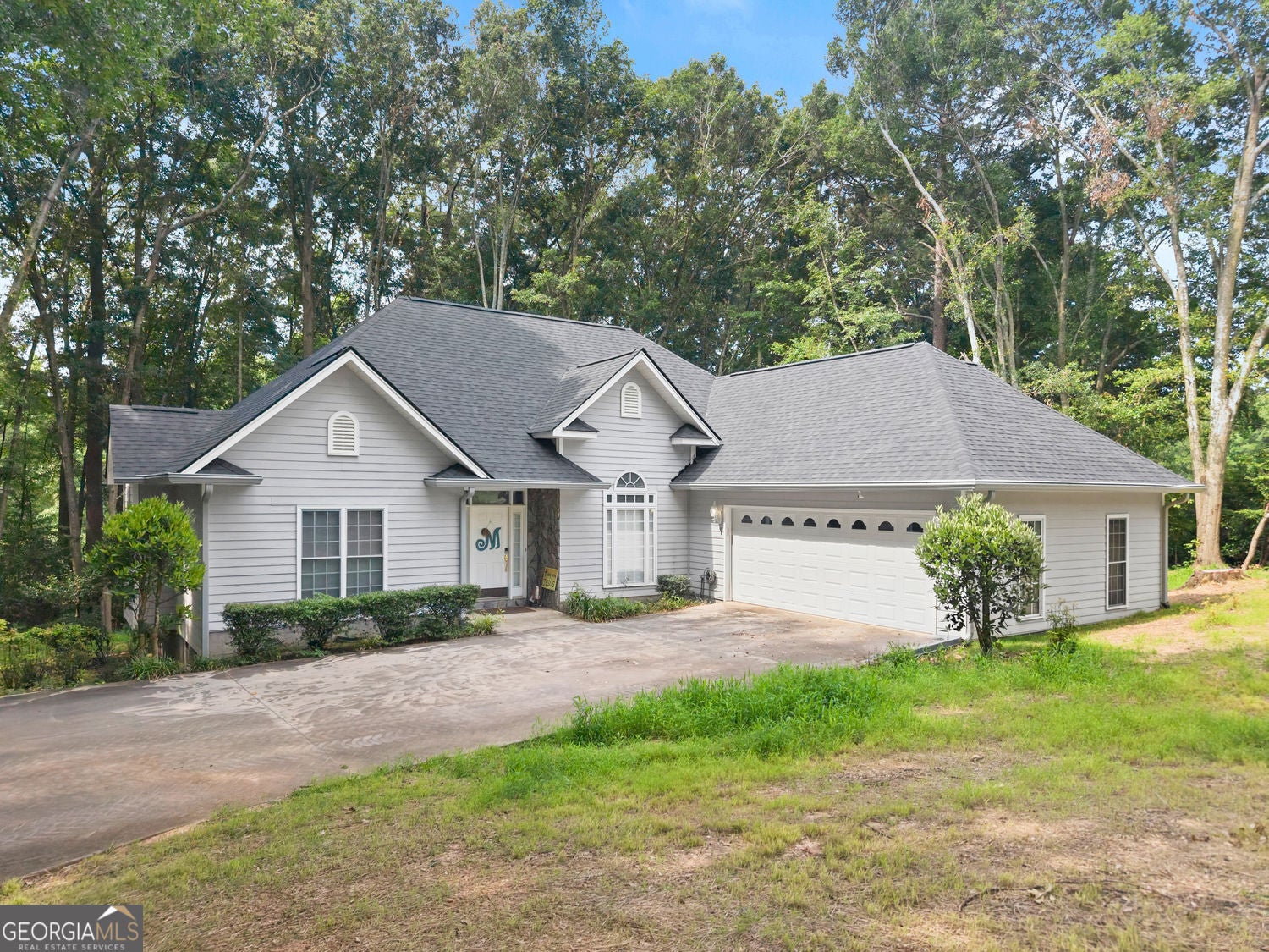 393 Brookwood Dr — photo
