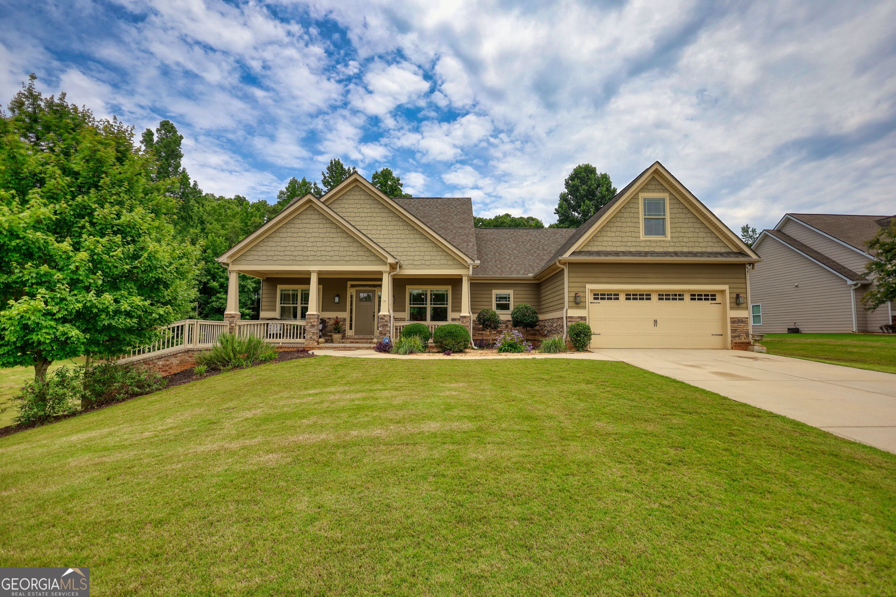 913 Ashland Falls Dr — photo