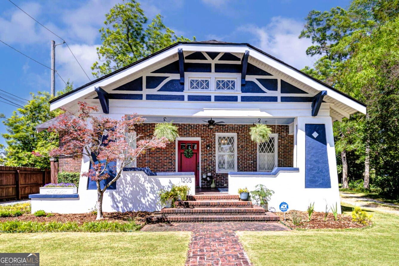 1205 Munro Ave — photo