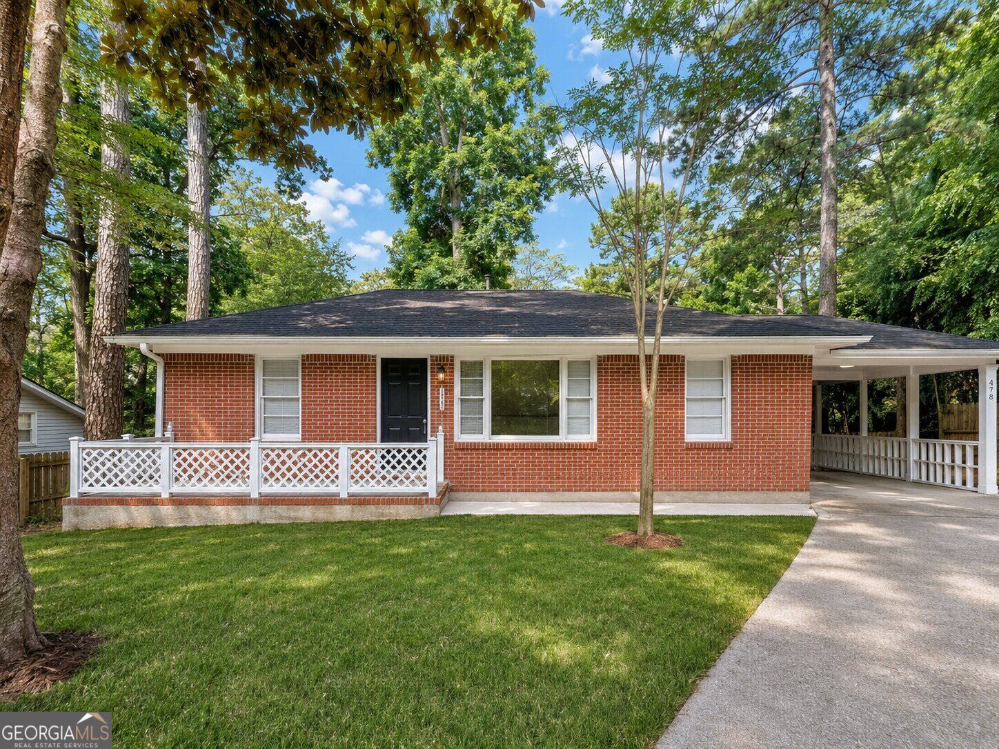 478 Pine Dr — photo