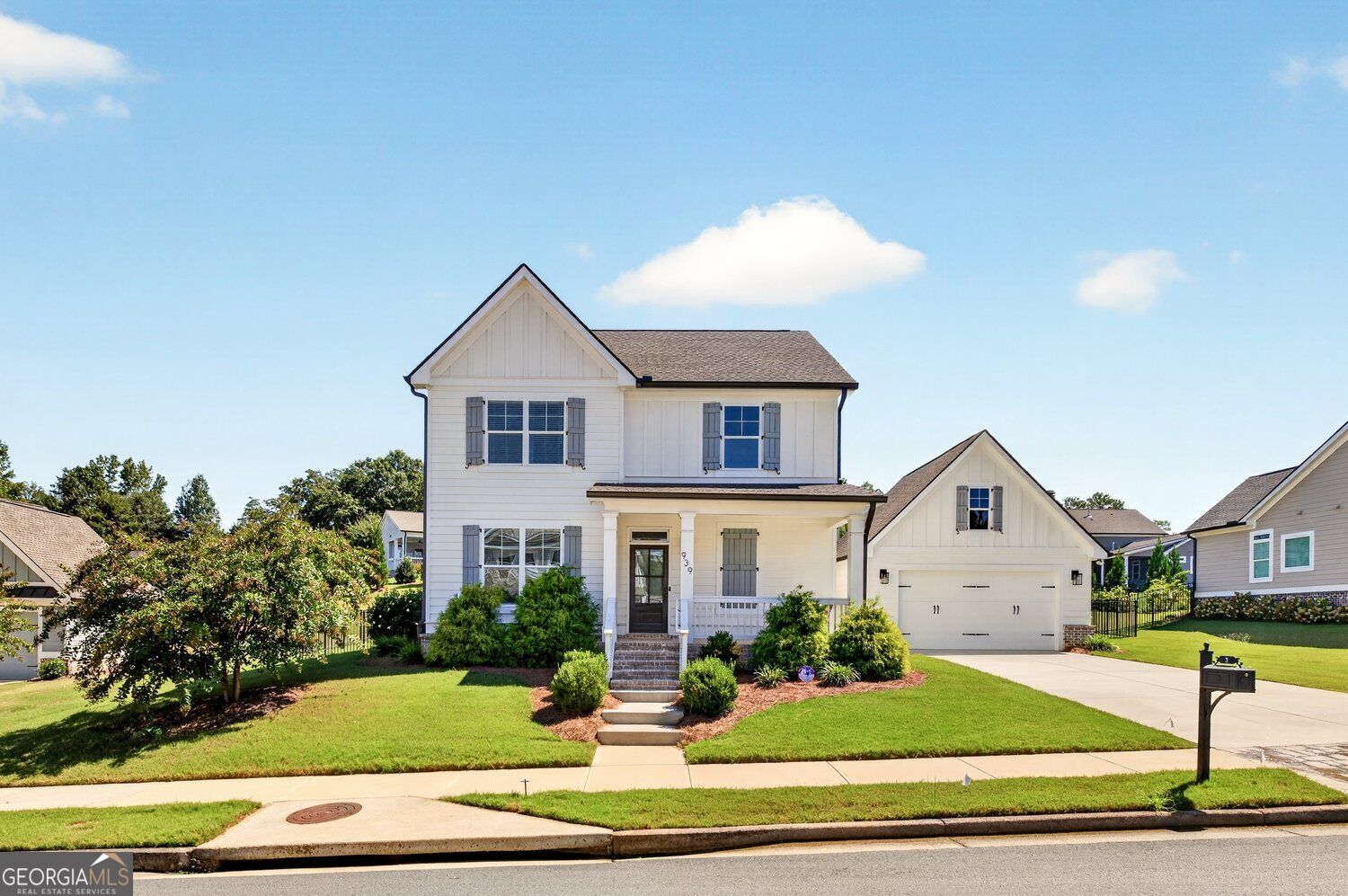 939 Clubside Dr — photo