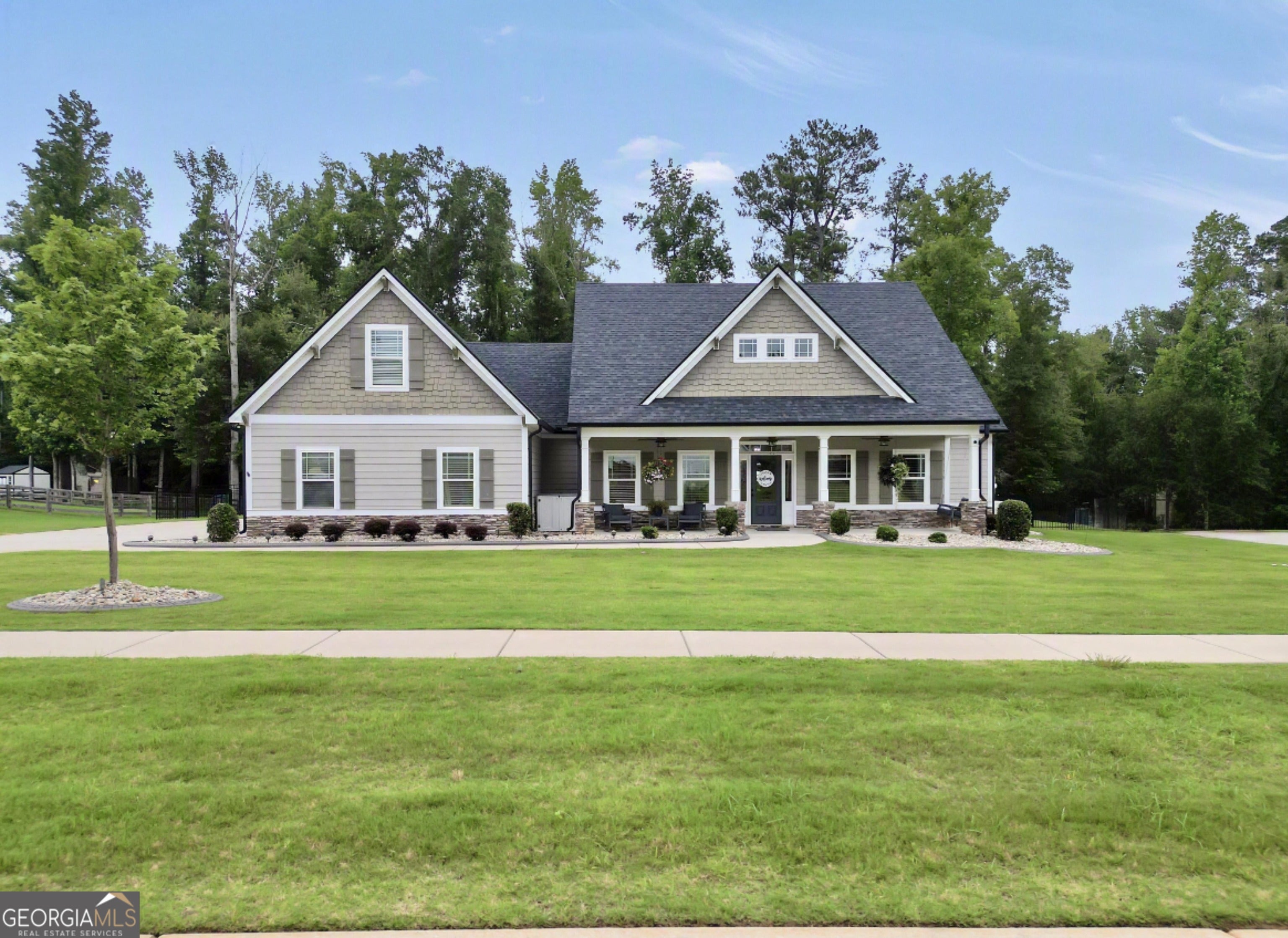 112 Gordon Oaks Way — photo