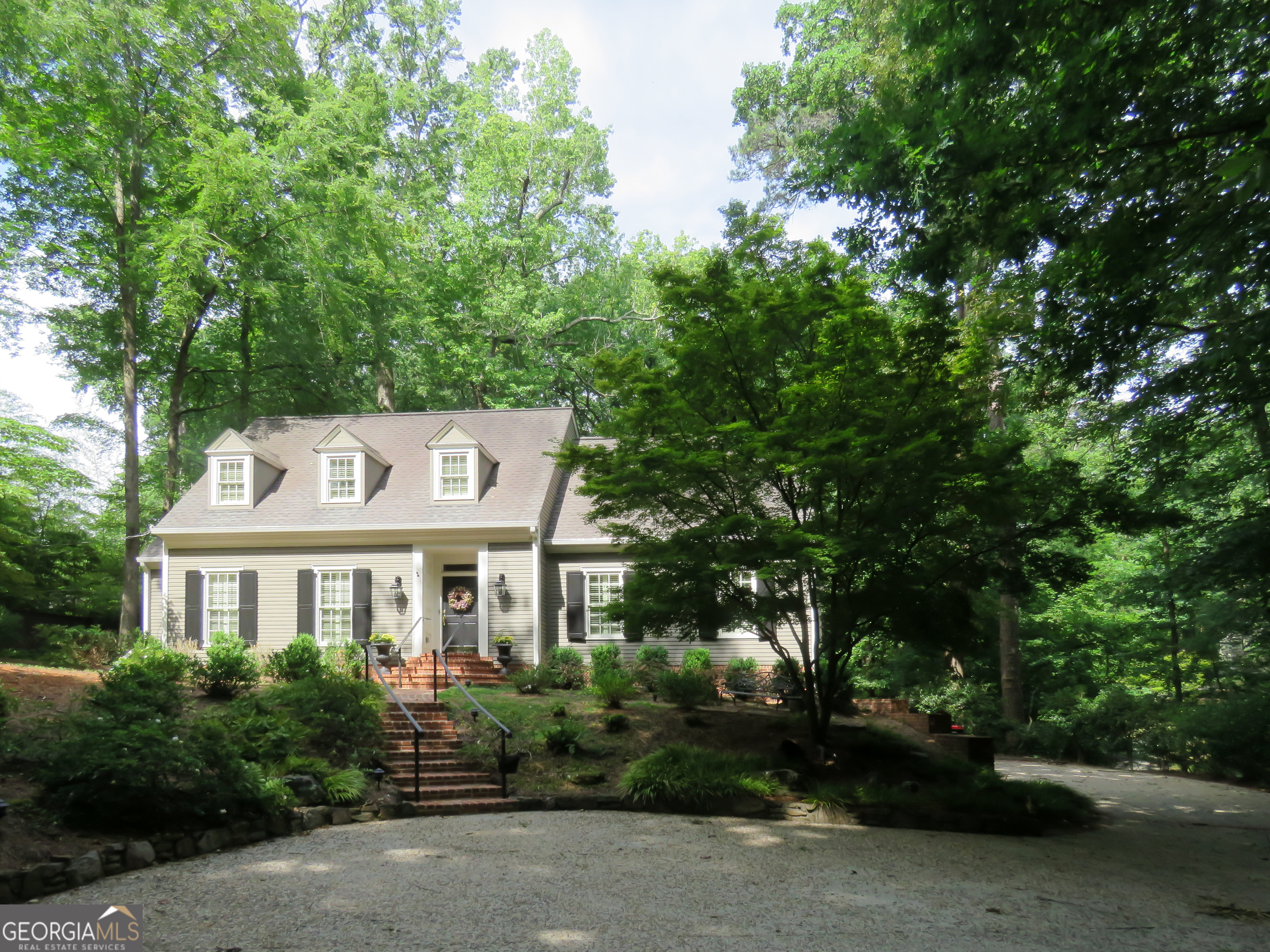 4464 Woodland Brook Dr SE — photo