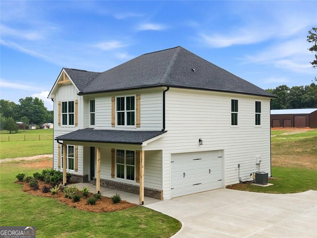 200 Loyd Rd — photo