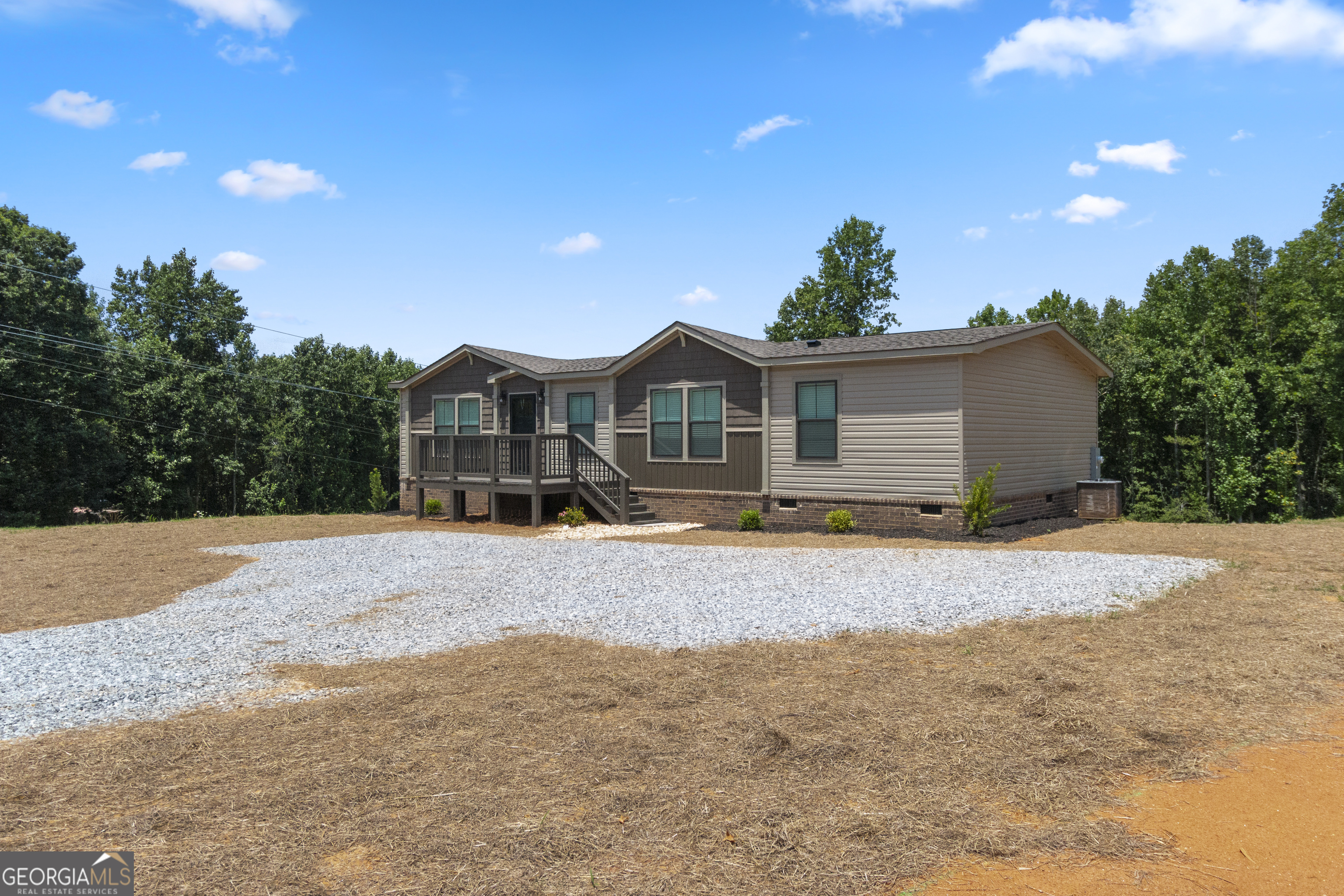 654 Robertson Loop Road, Clarkesville GA 30523 — photo 3