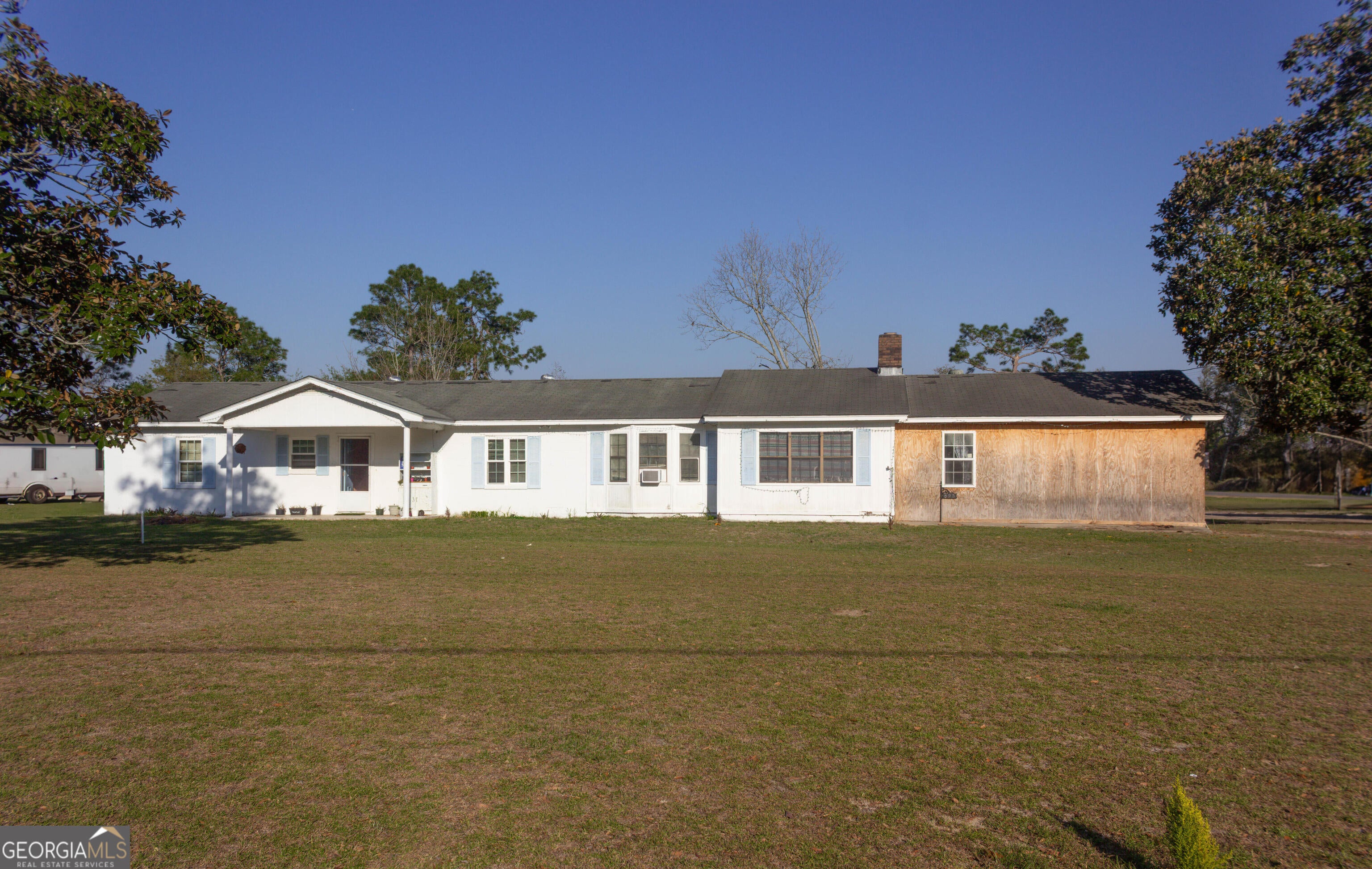 695 Jasmine Dr — photo