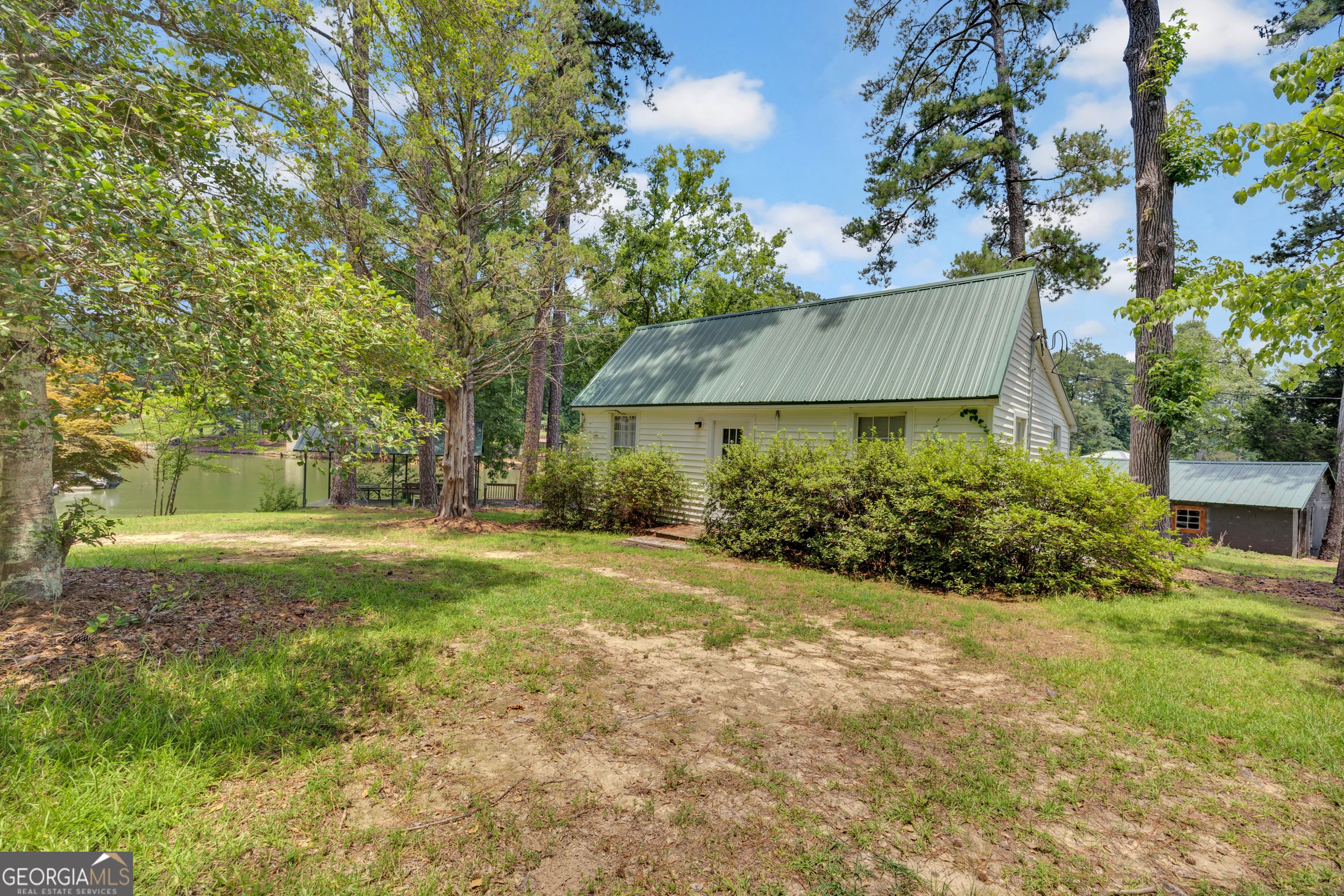 124 E Ward Rd — photo
