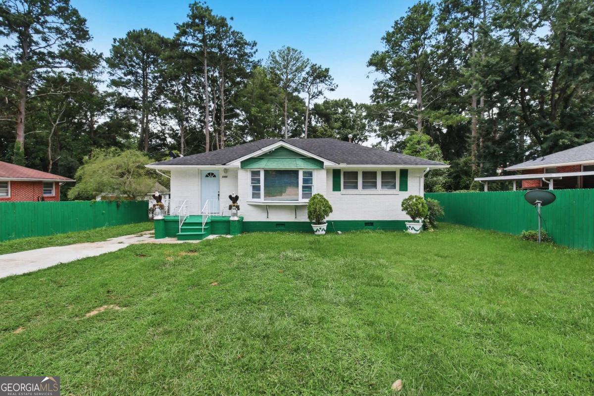 1101 Lloyd Dr — photo