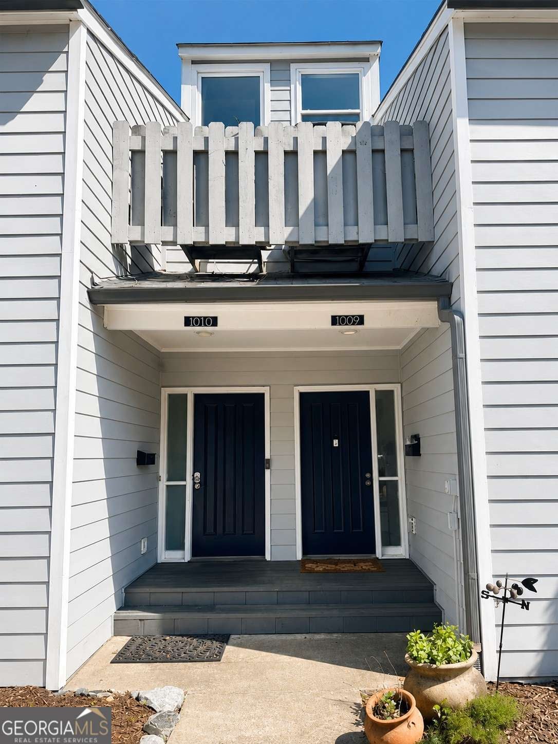 1009 Riverbend Club Dr SE — photo