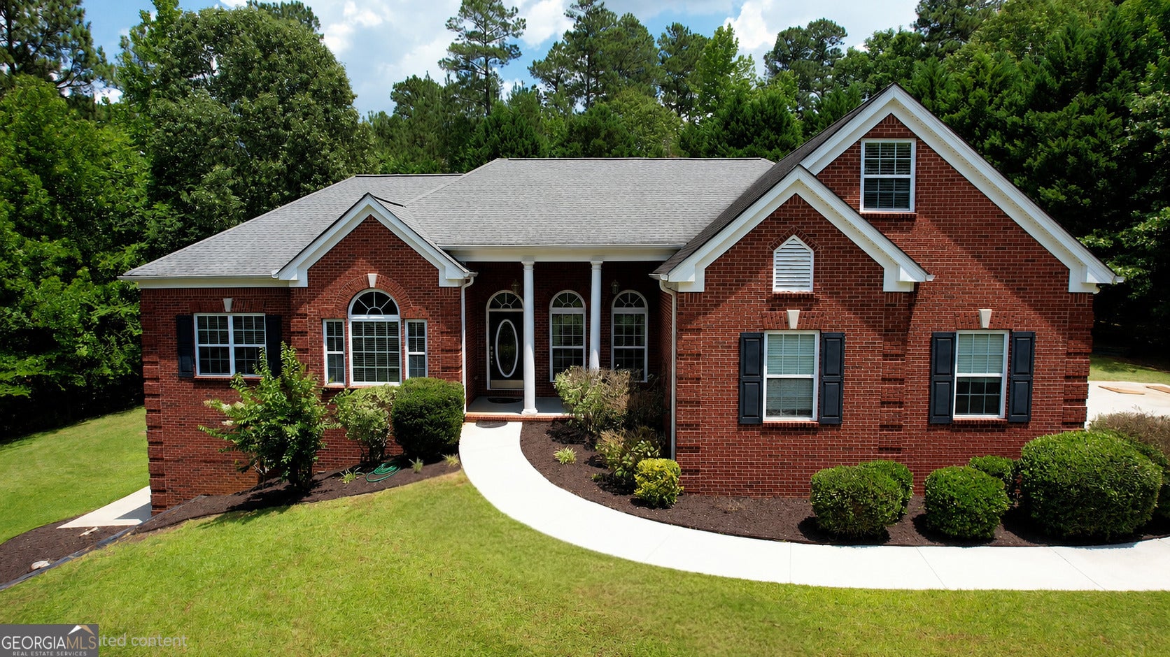 1670 Northwoods Dr — photo
