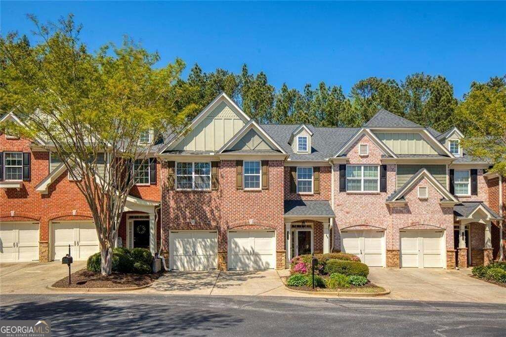 1404 Lexington Dr — photo