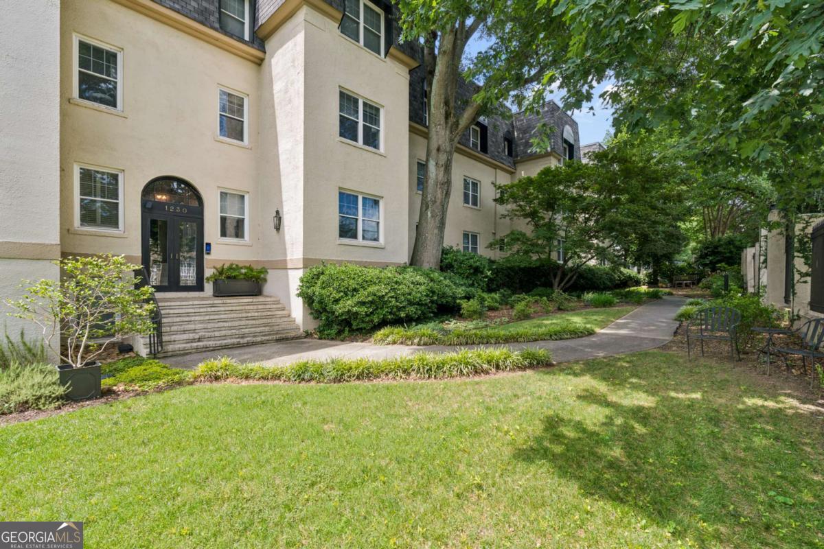 1230 Piedmont Ave NE 306 — photo