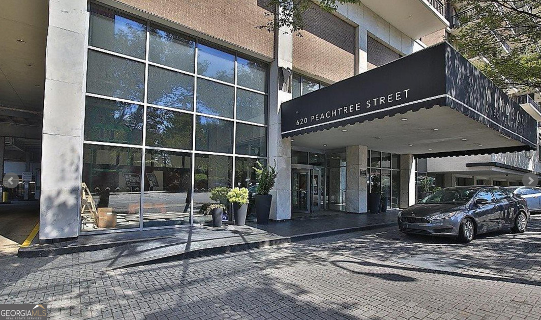 620 Peachtree St NE Apt 1211 — photo