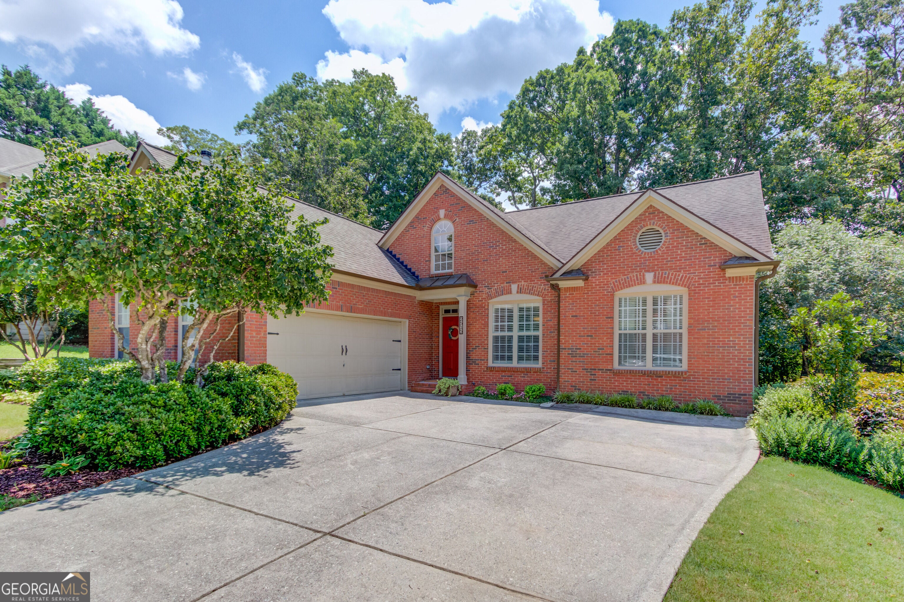 2515 Chandler Grove Dr — photo
