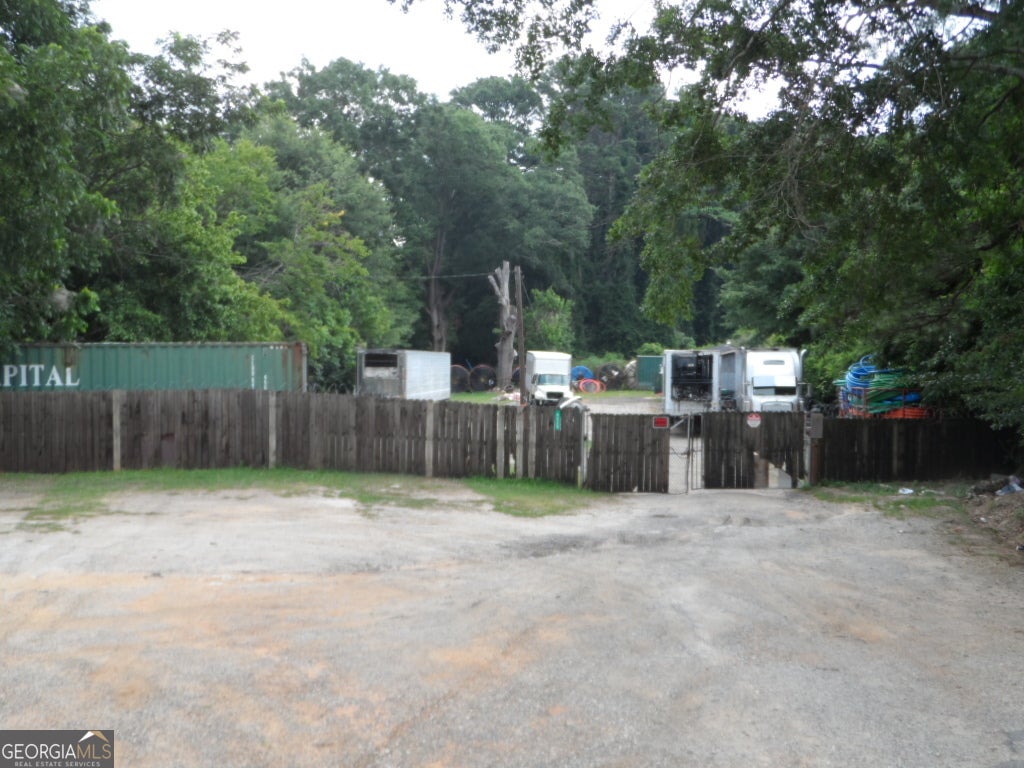 6426 Old Dixie Hwy — photo