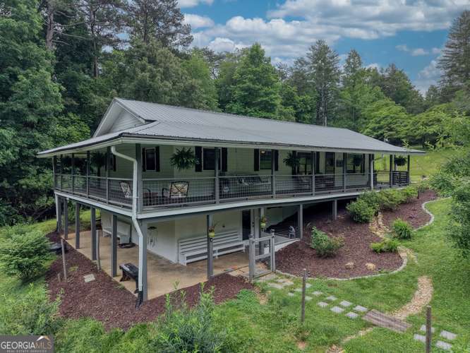 399 Pack Creek Rd — photo