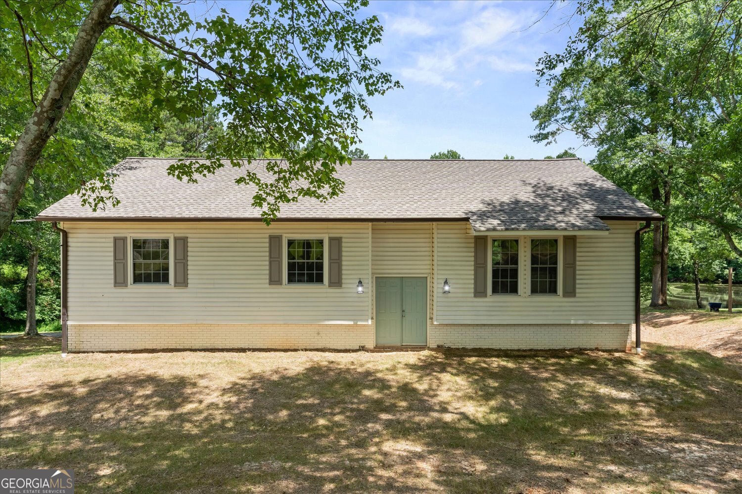 177 Norton Cir — photo