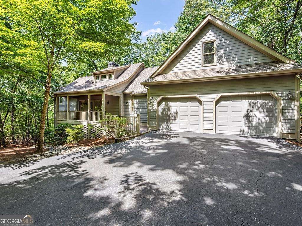 158 Canacaught Pl — photo
