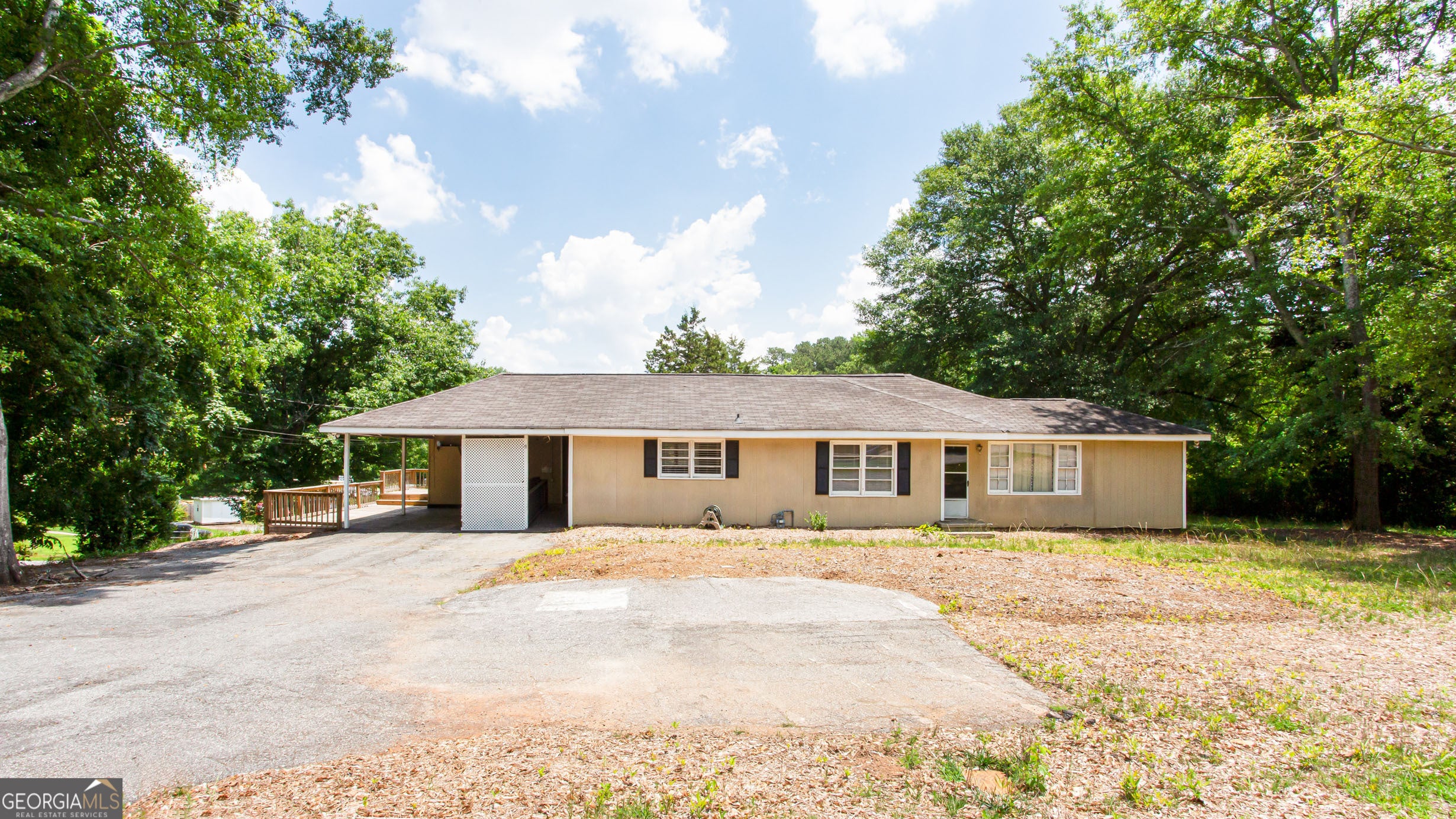 2758 Five Forks Trickum Rd — photo
