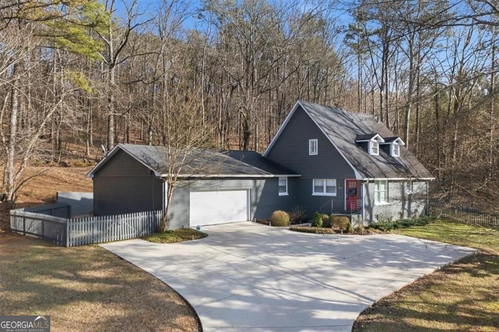 145 Mountain View Rd SE — photo
