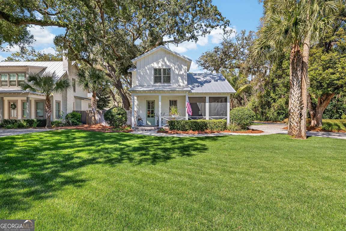 1925 Frederica Road, St. Simons, GA 31522