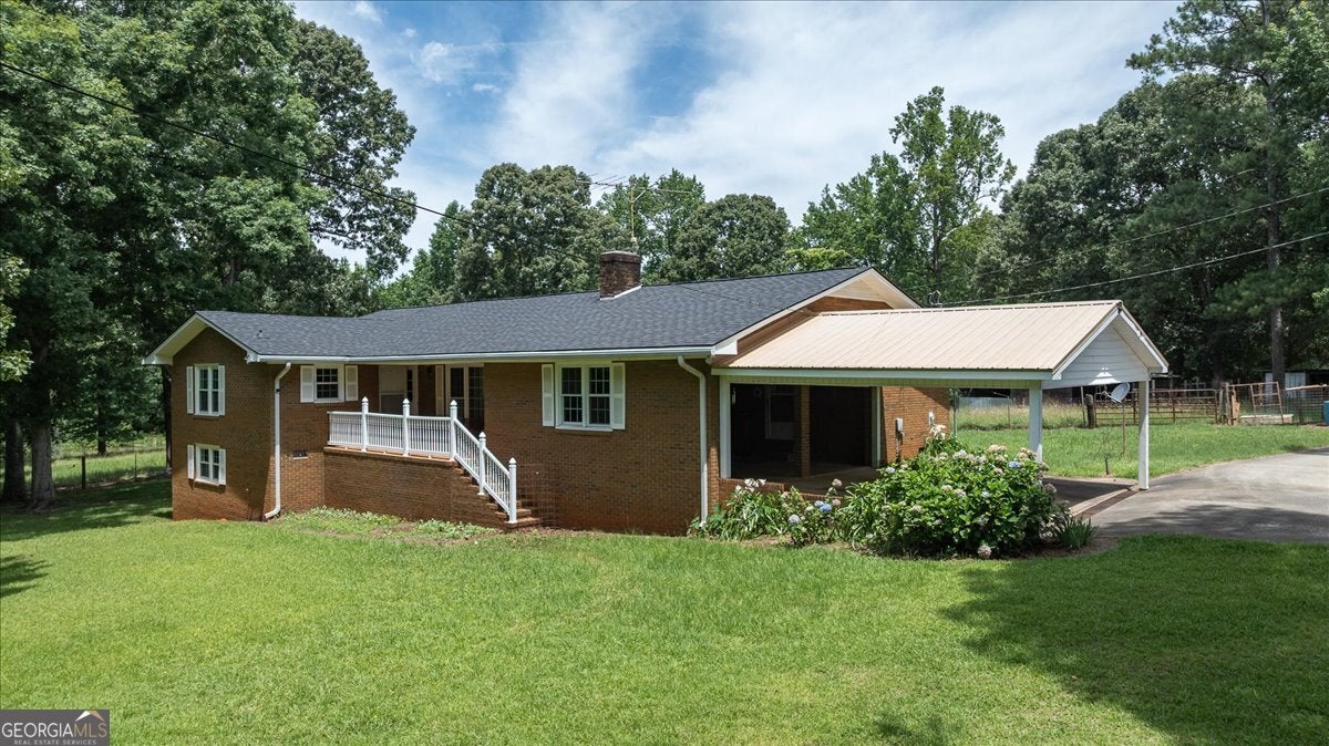 210 Bunch Rd — photo