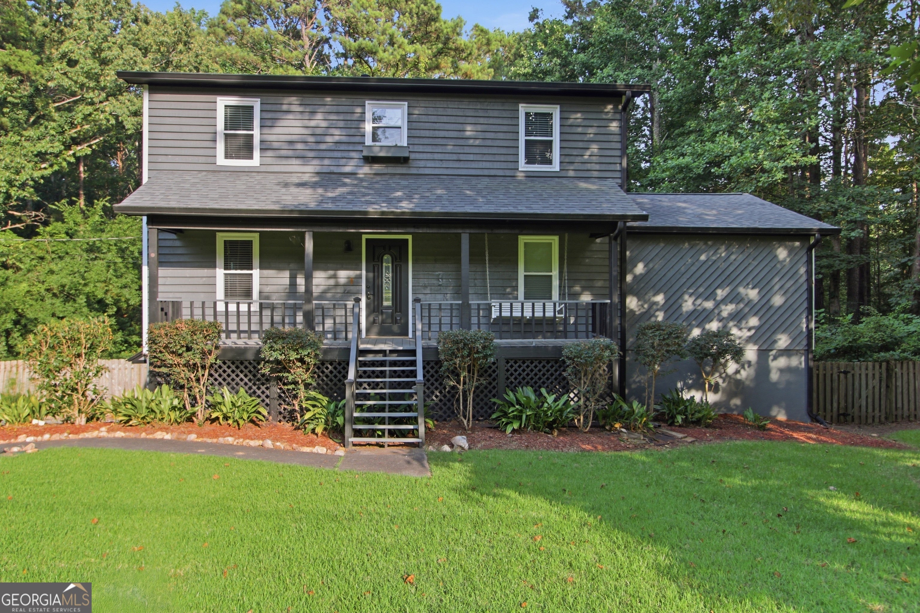 399 N Victoria Rd — photo