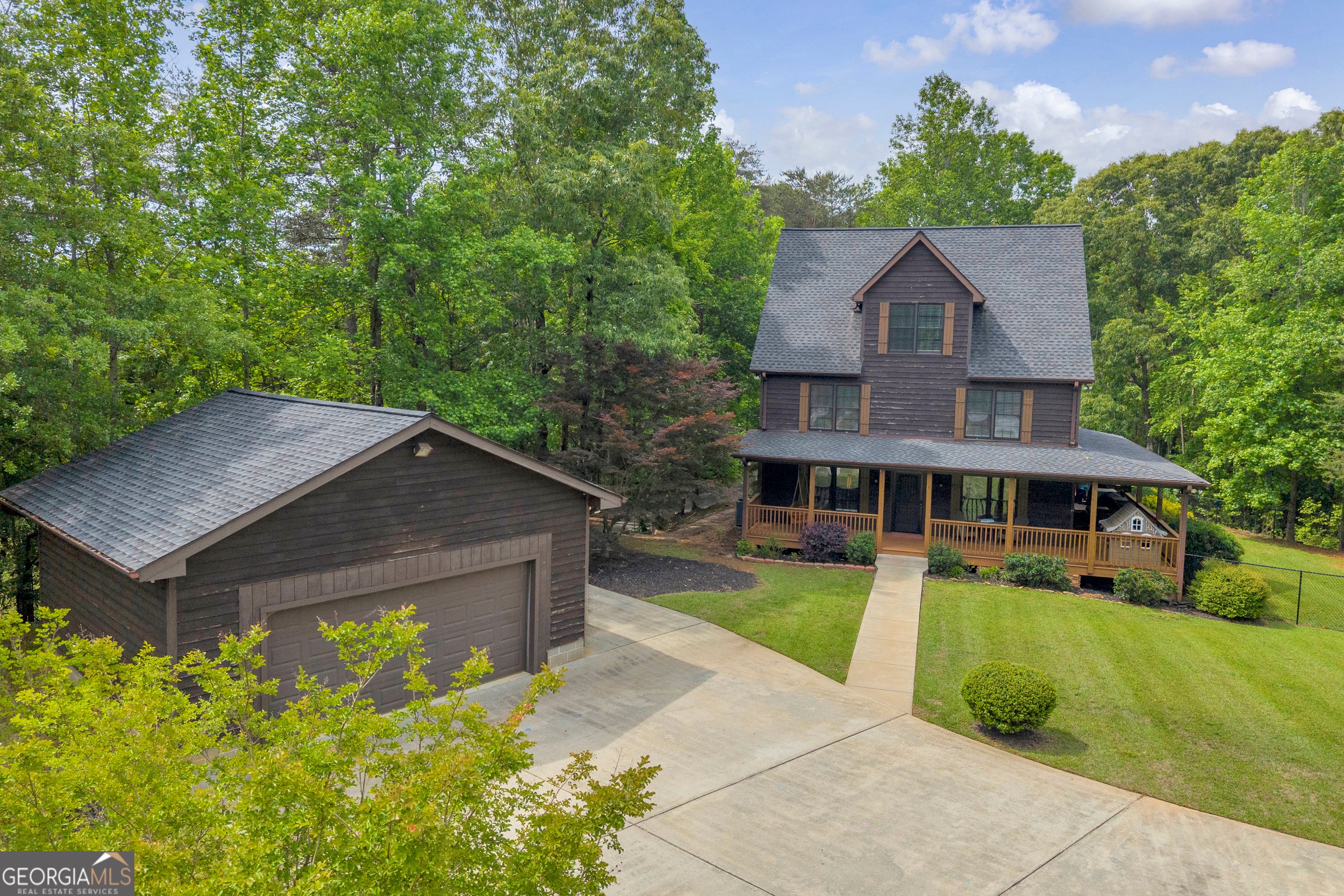 946 Riverdale Rd — photo