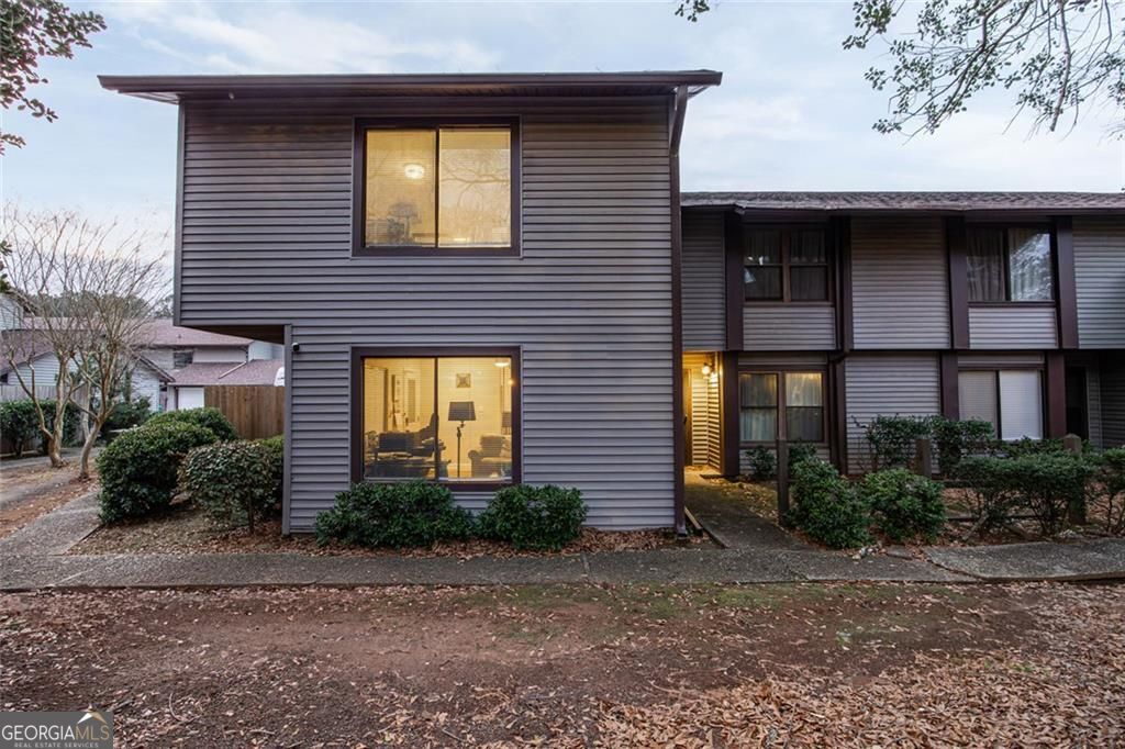 2739 Whitewater Ct — photo