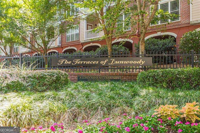 4333 Dunwoody Park 3201 — photo