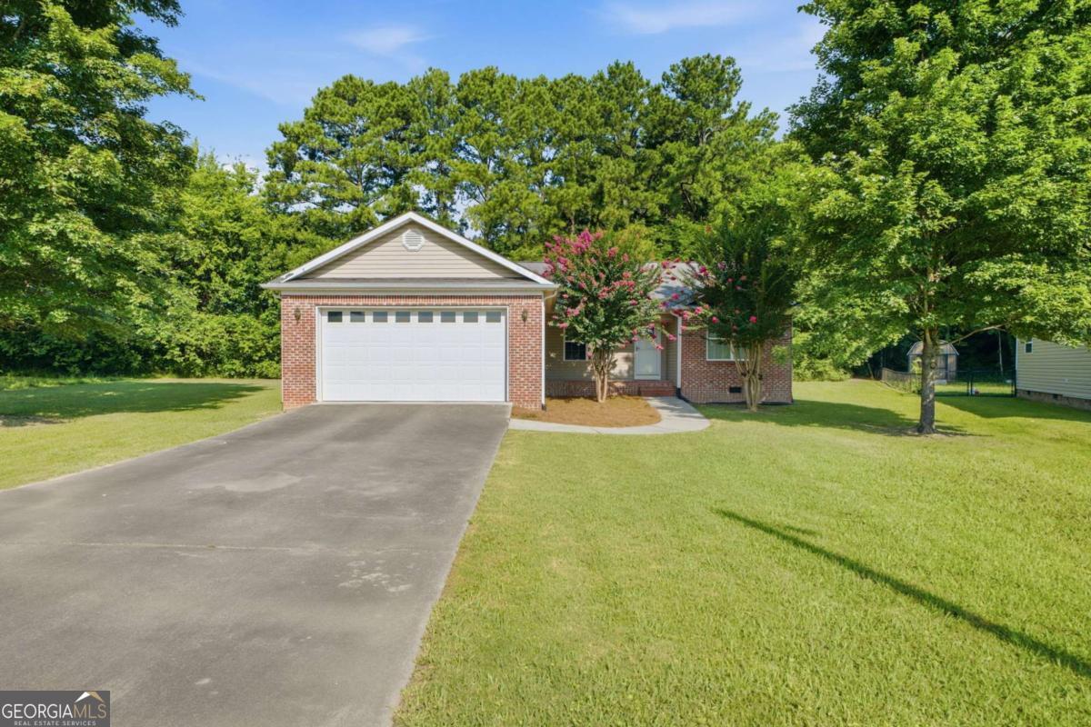 2130 Miller Grove Dr — photo