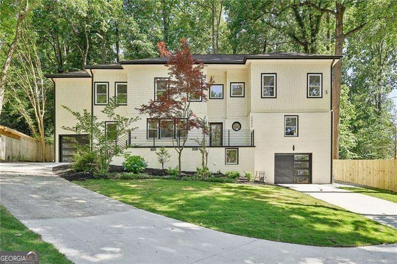 2423 Melinda Dr NE — photo