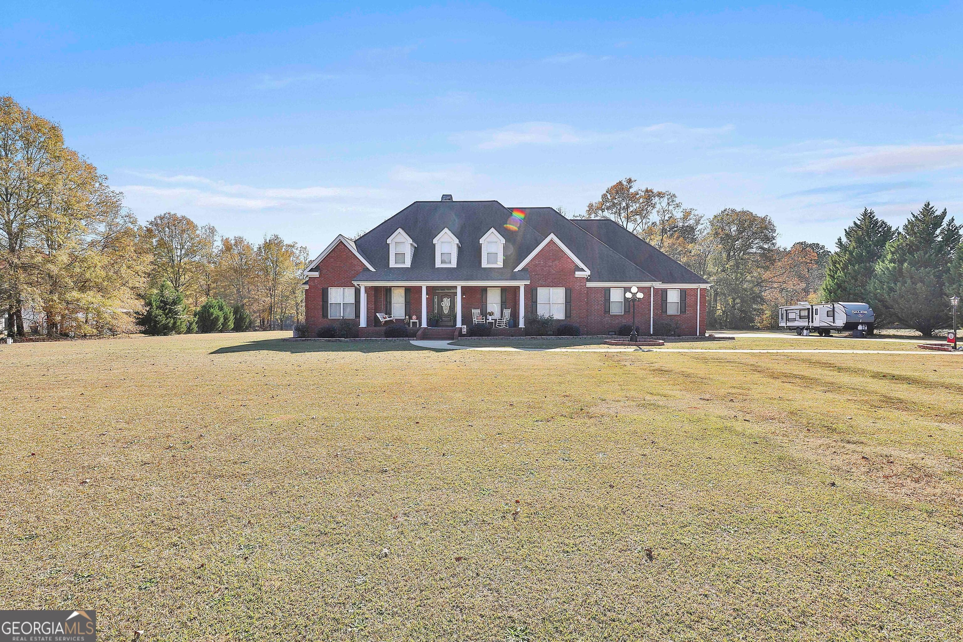 395 W McIntosh Rd — photo