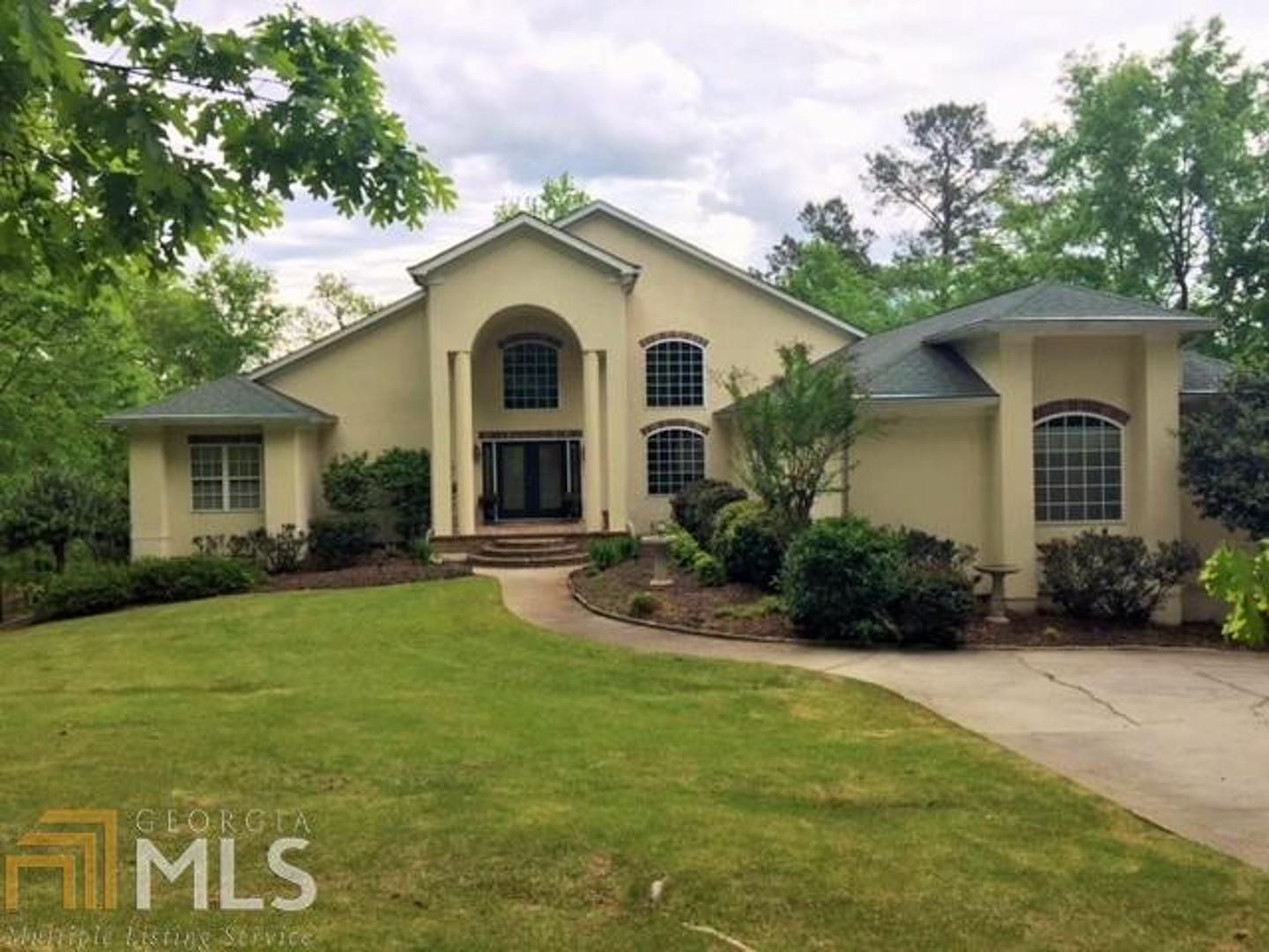 1070 Shoal Creek Ct 1052 — photo