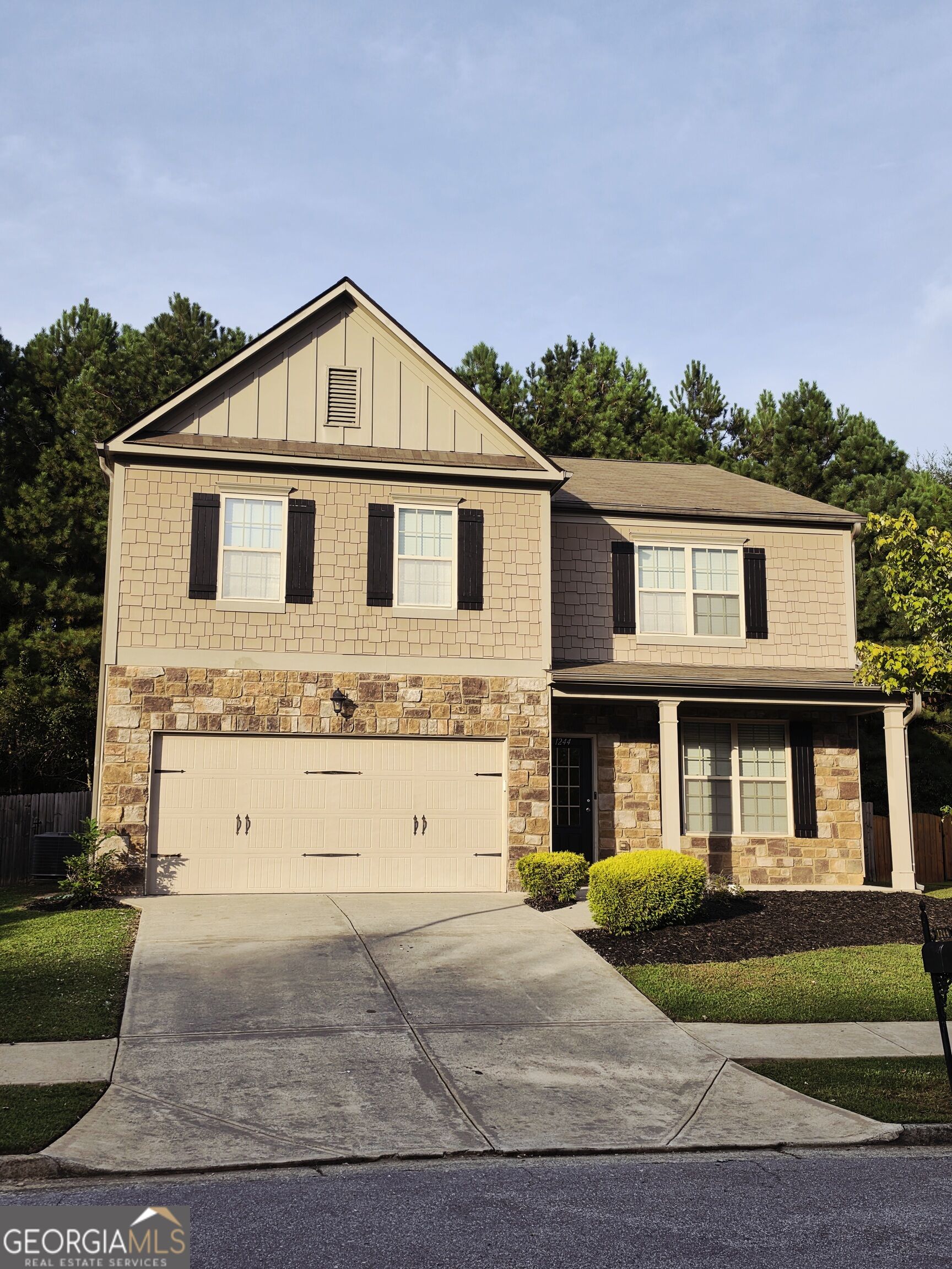 1244 Amanda Jill Ct — photo